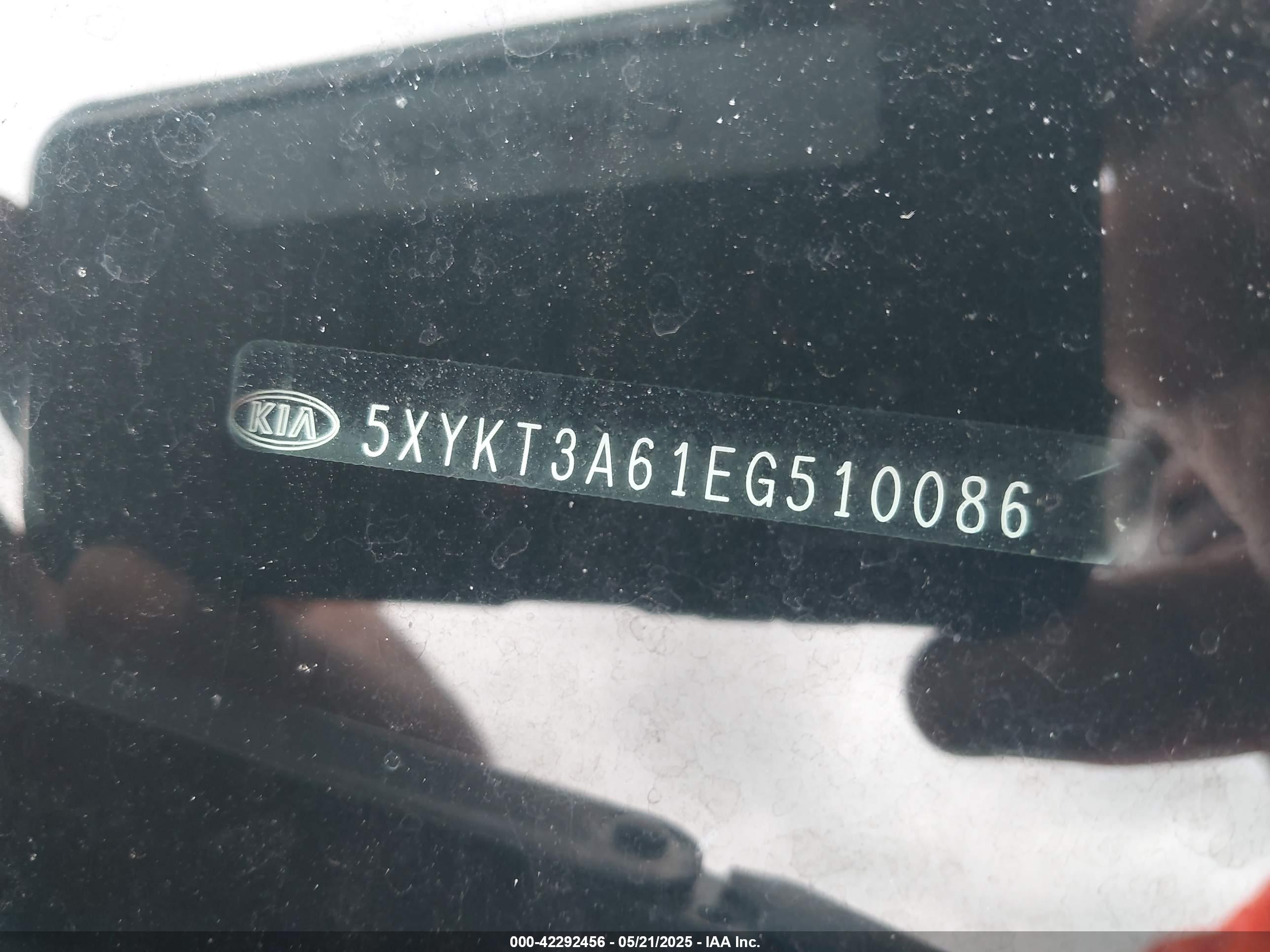 KIA SORENTO image 9