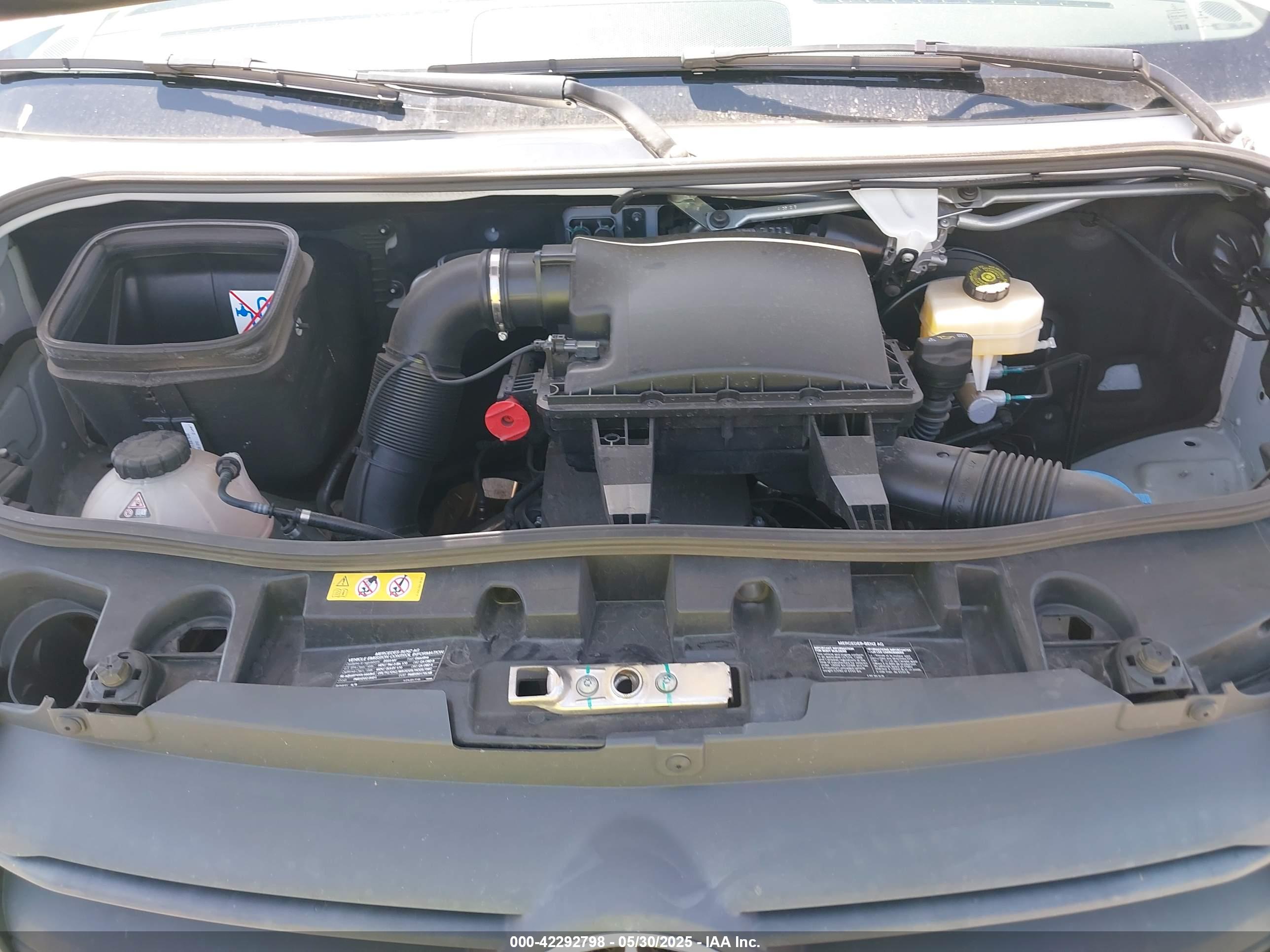 MERCEDES BENZ image 10