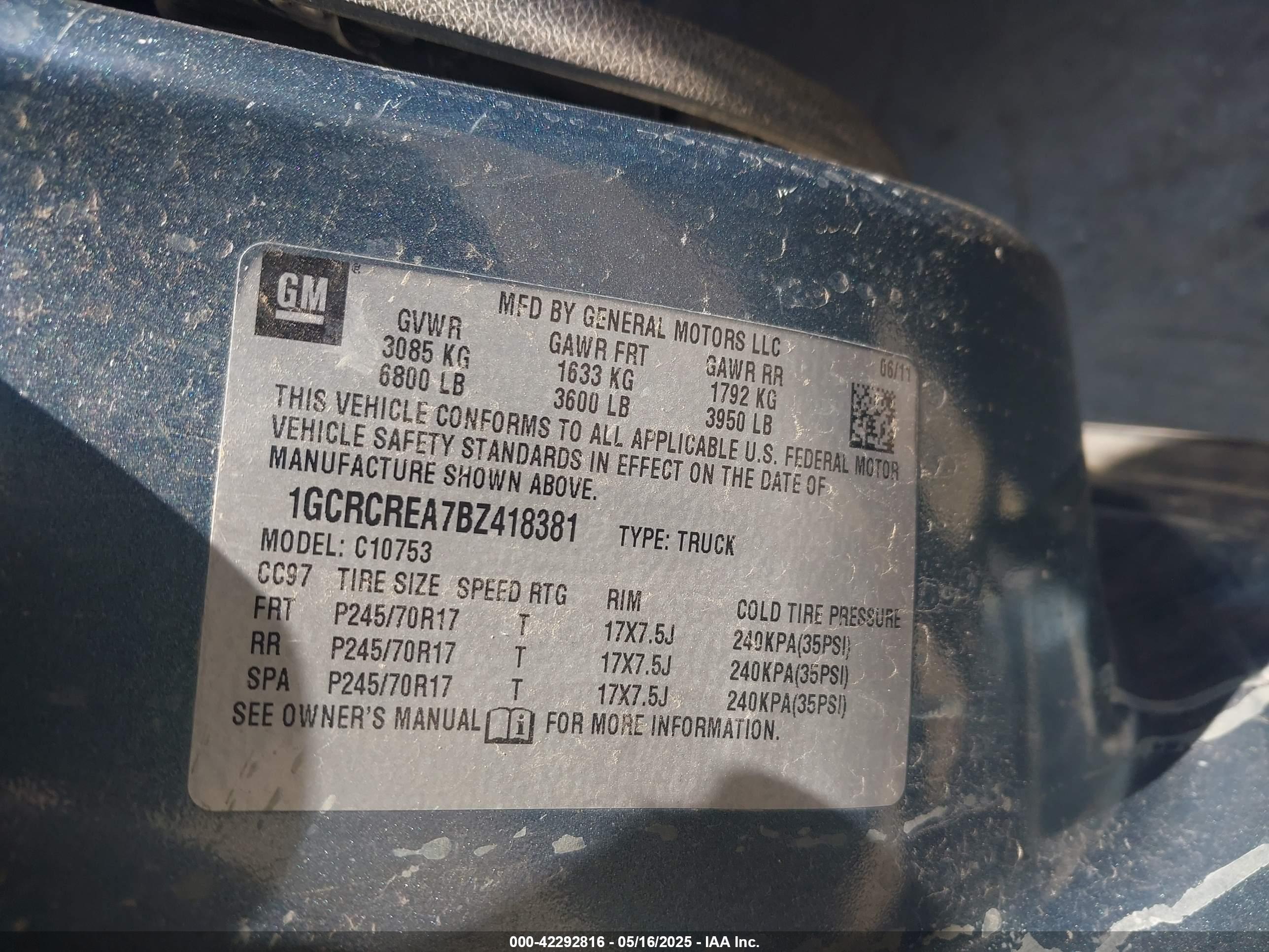 CHEVROLET SILVERADO image 9
