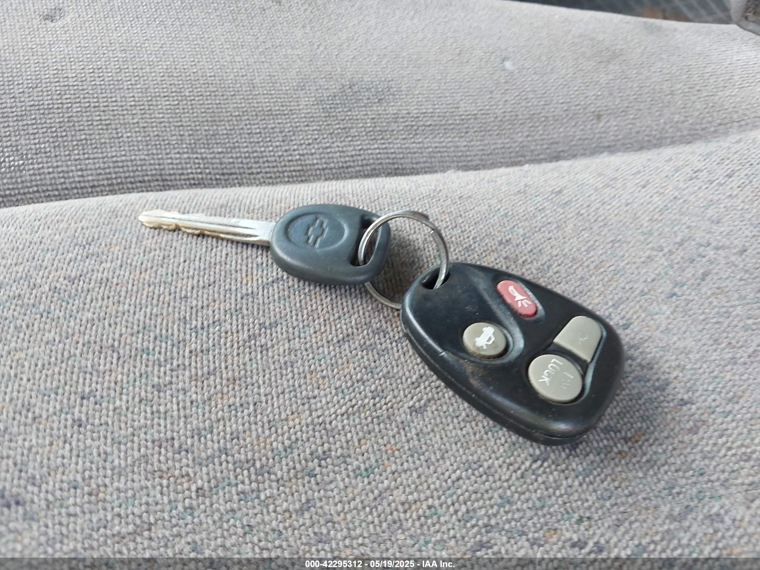 CHEVROLET ASTRO image 11