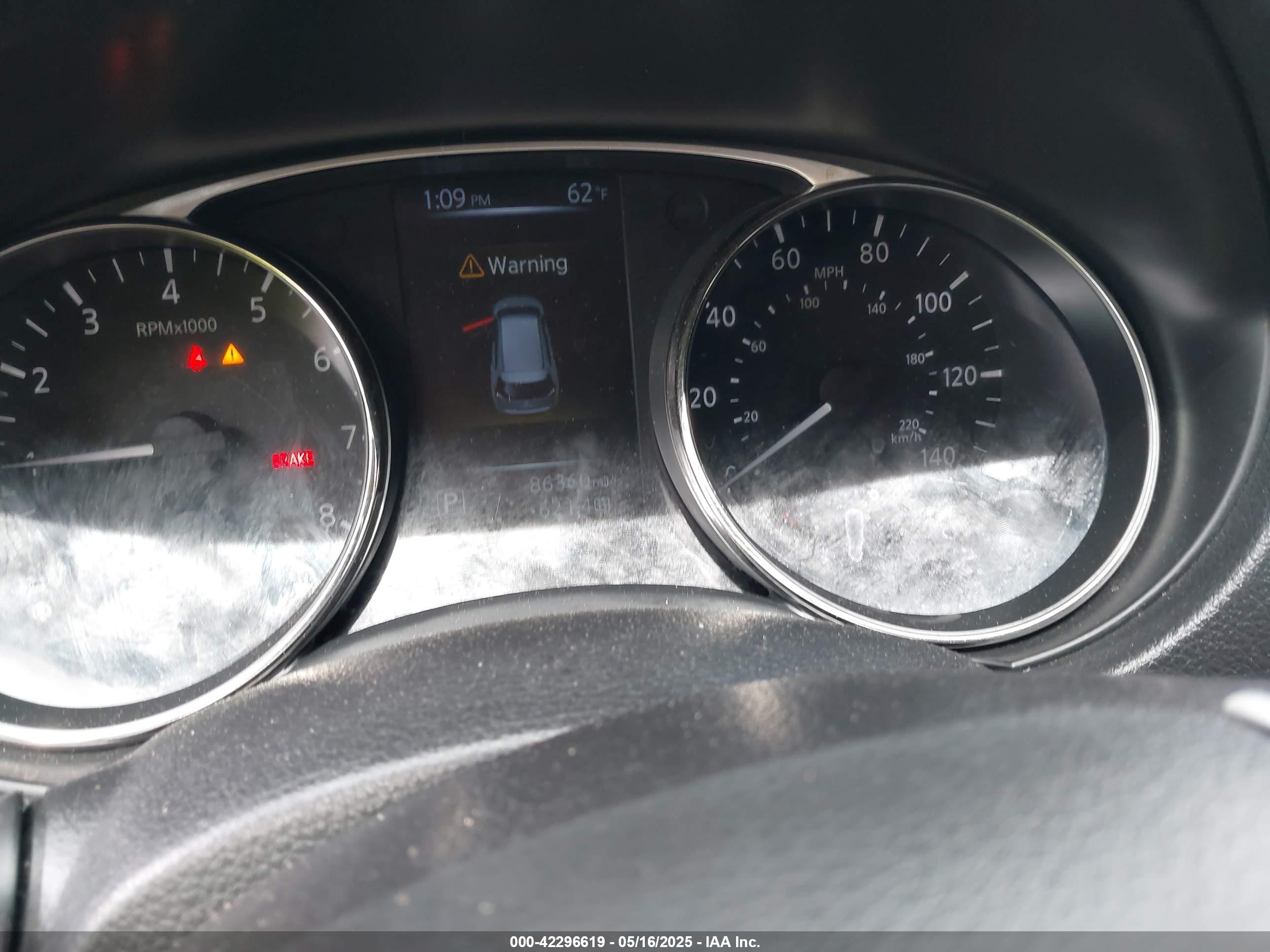 NISSAN ROGUE image 7