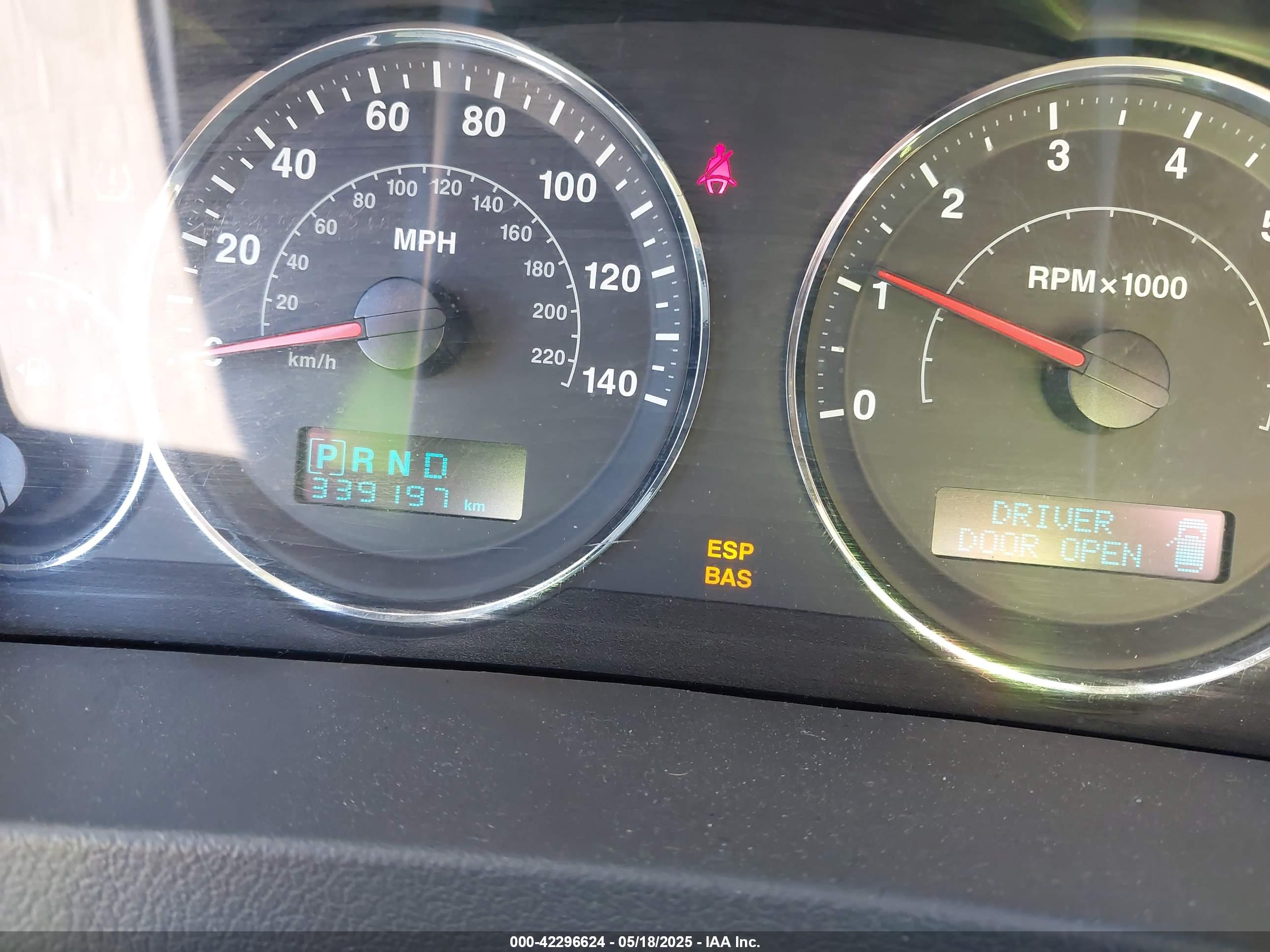 JEEP GRAND image 7