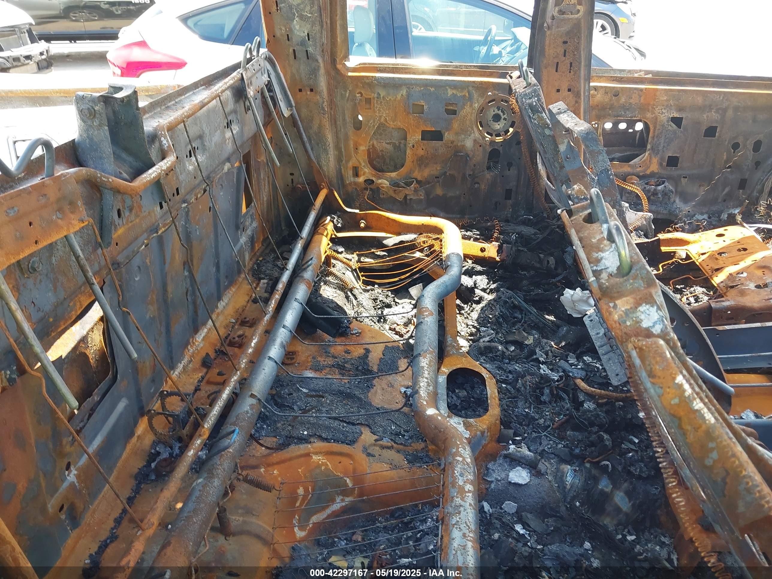 DODGE RAM image 8