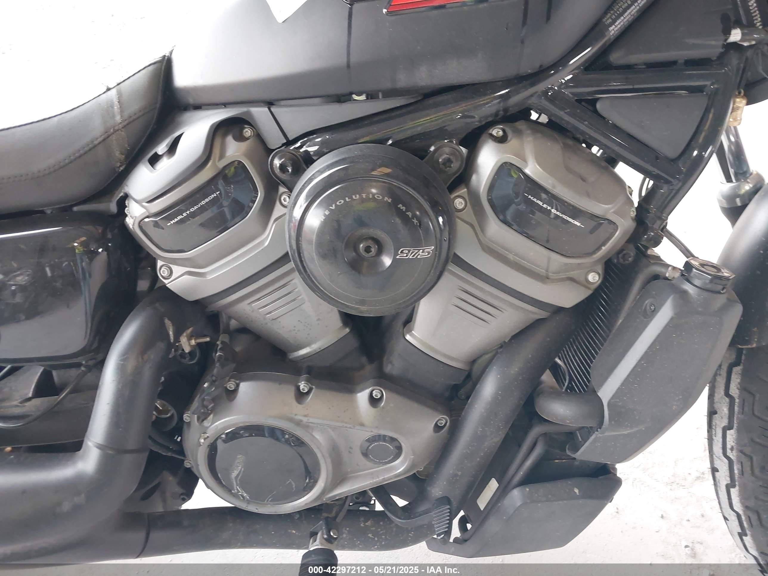 HARLEY-DAVIDSON RH975 image 8