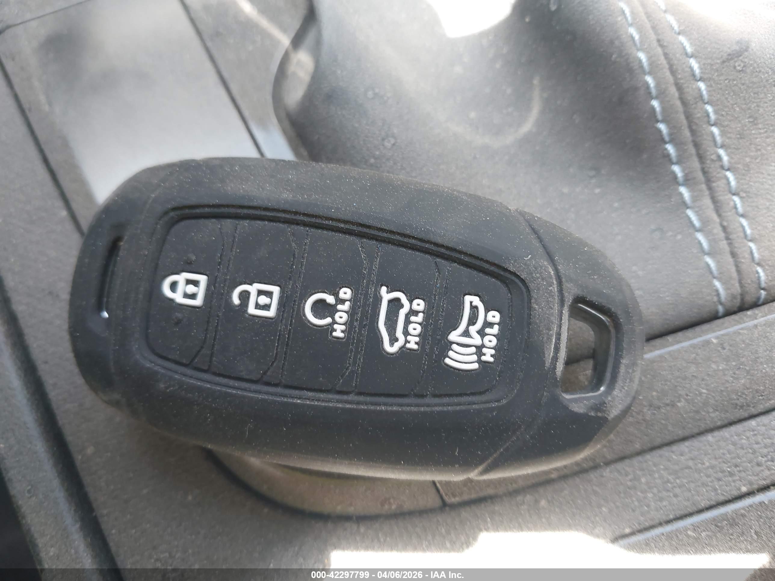 HYUNDAI ELANTRA image 11