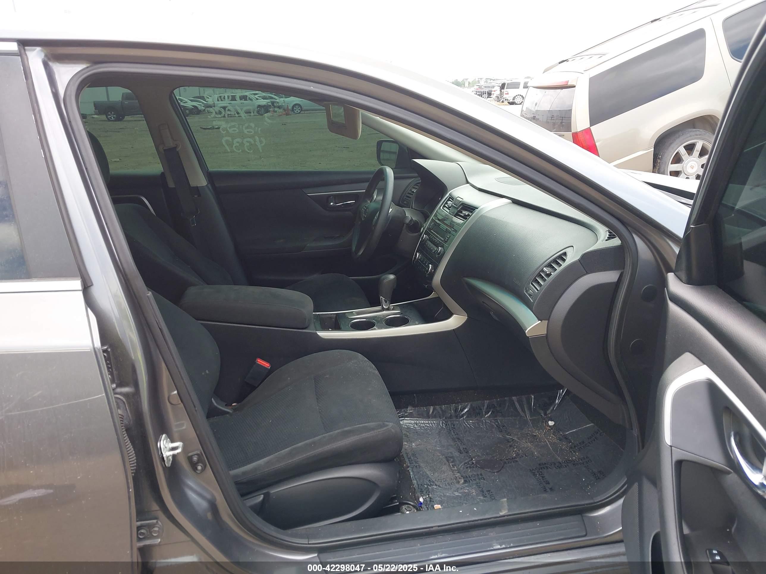 NISSAN ALTIMA image 5