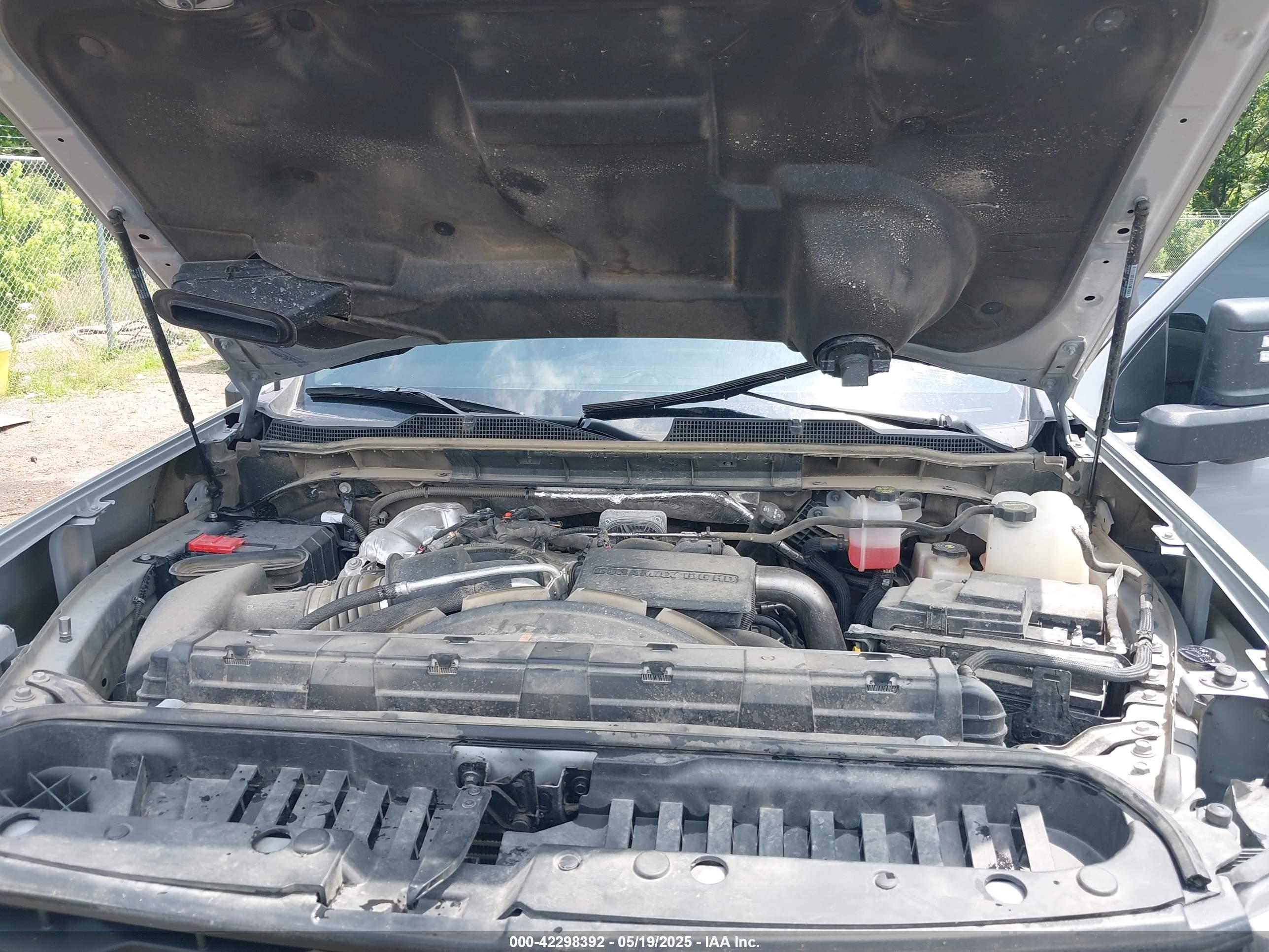 CHEVROLET SILVERADO image 10