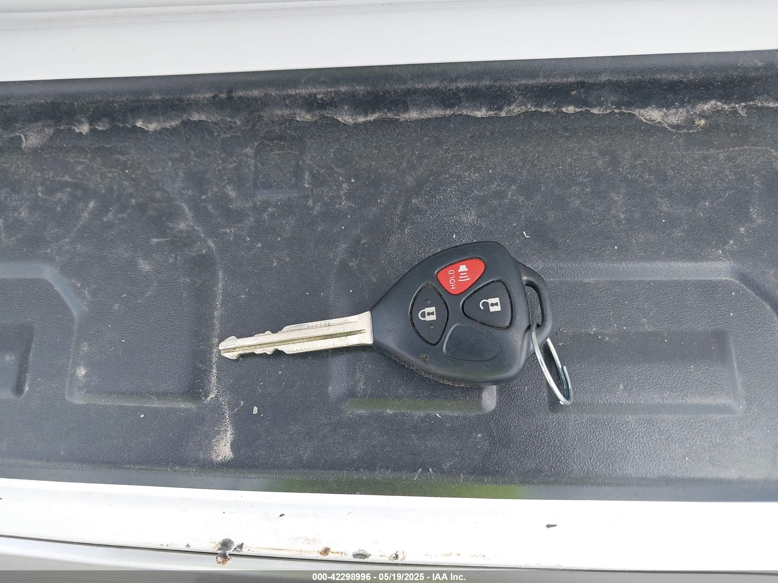 TOYOTA 4RUNNER image 11