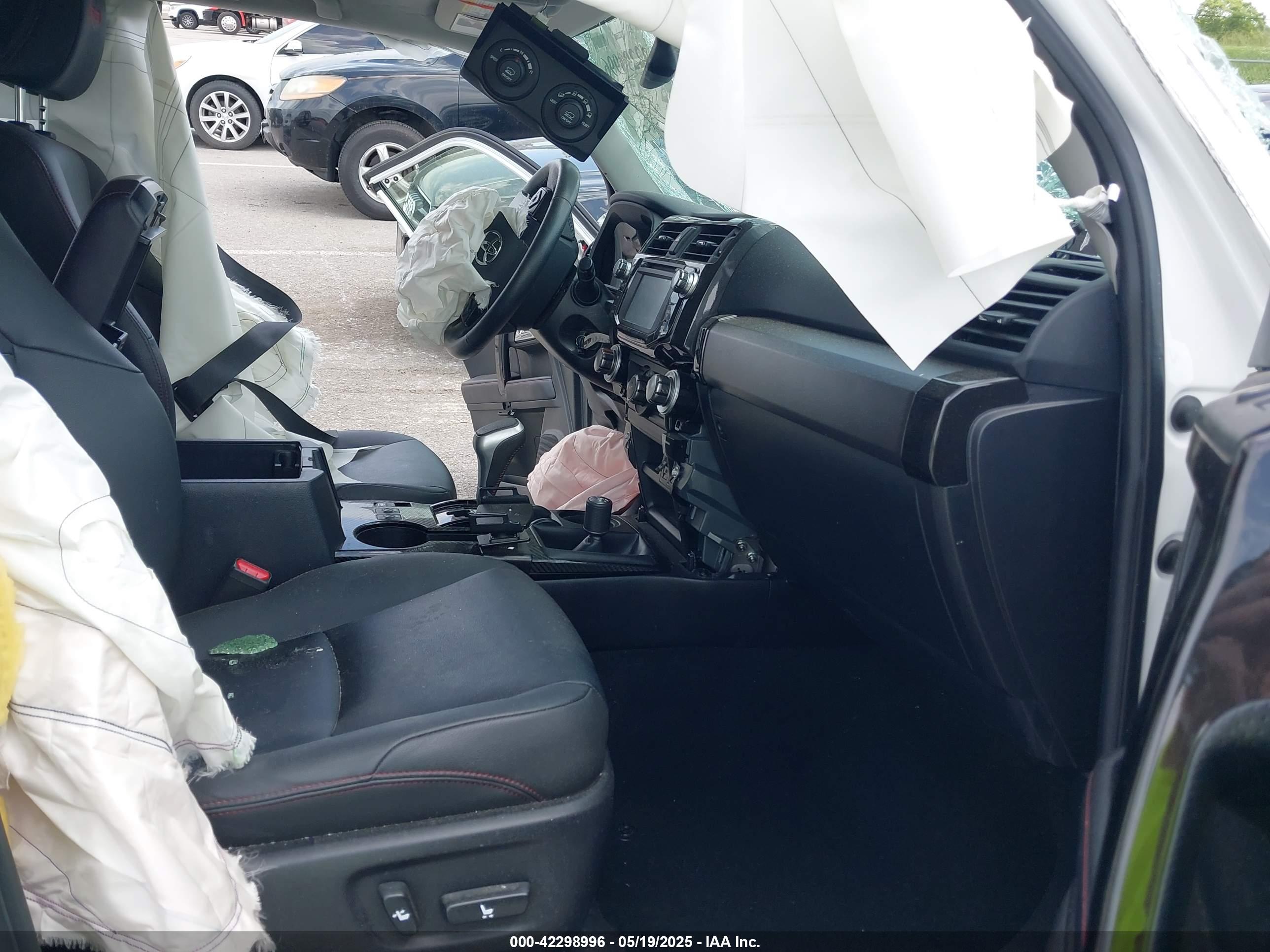 TOYOTA 4RUNNER image 5