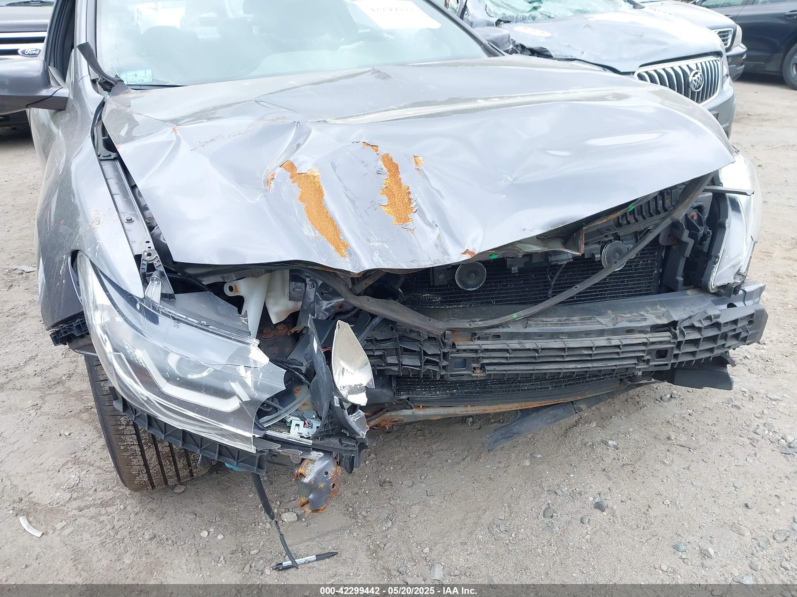 HONDA ACCORD image 6