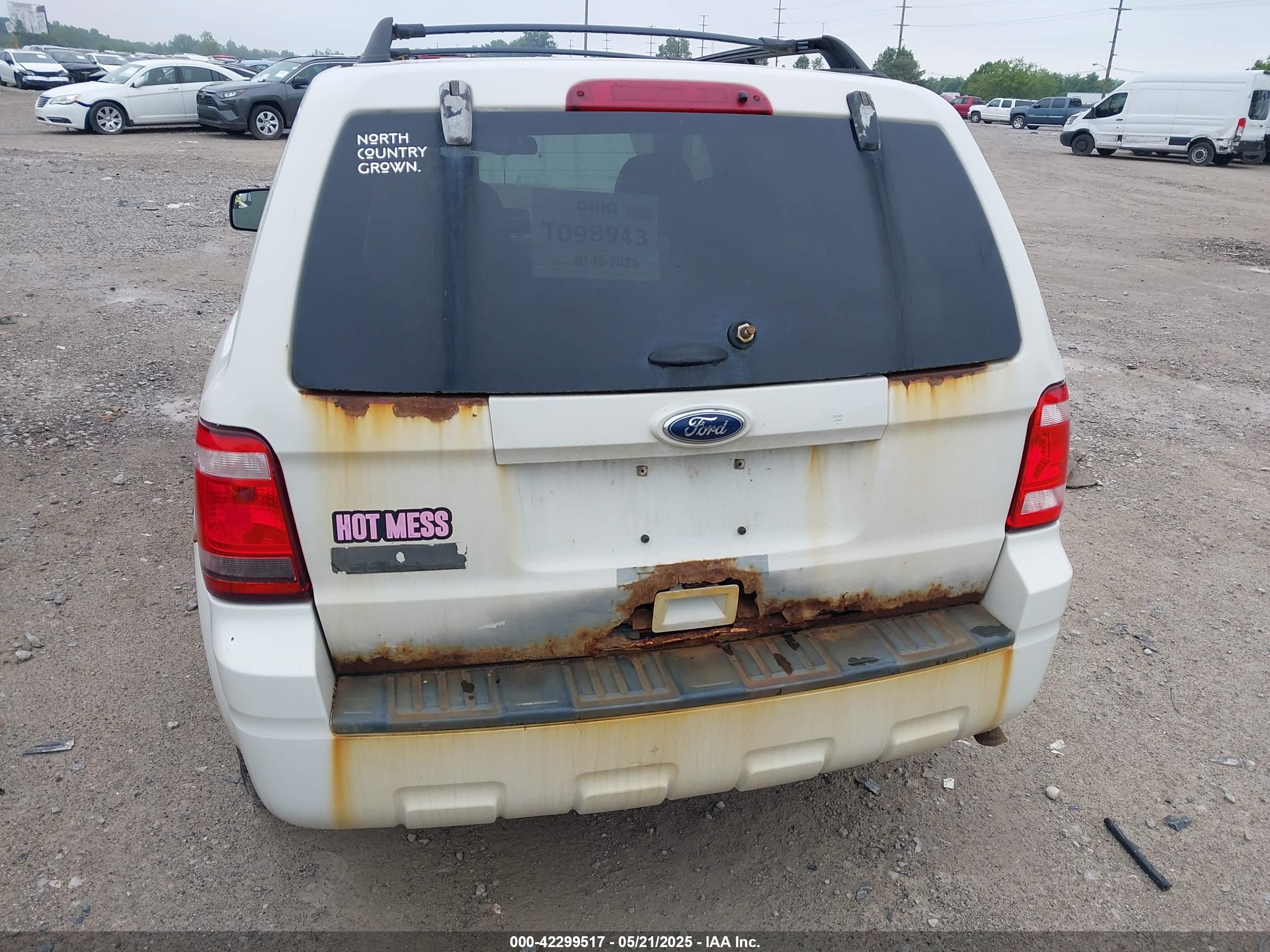 FORD ESCAPE image 6