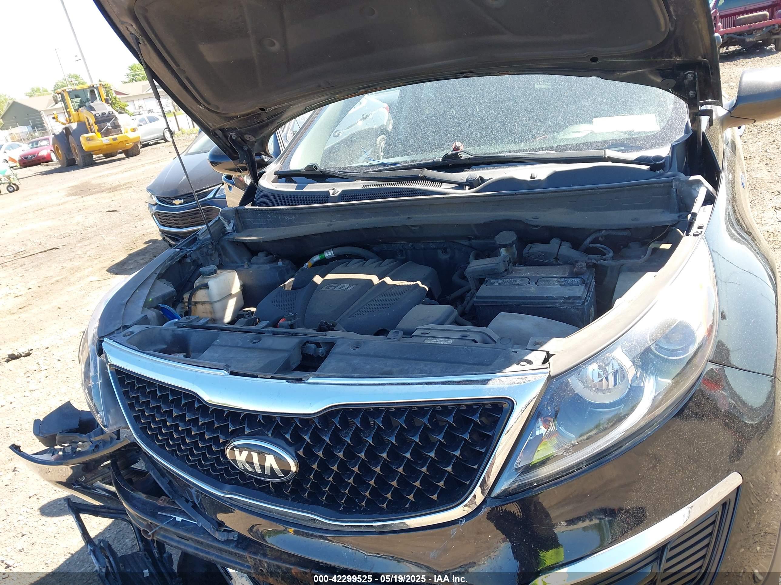 KIA SPORTAGE image 10