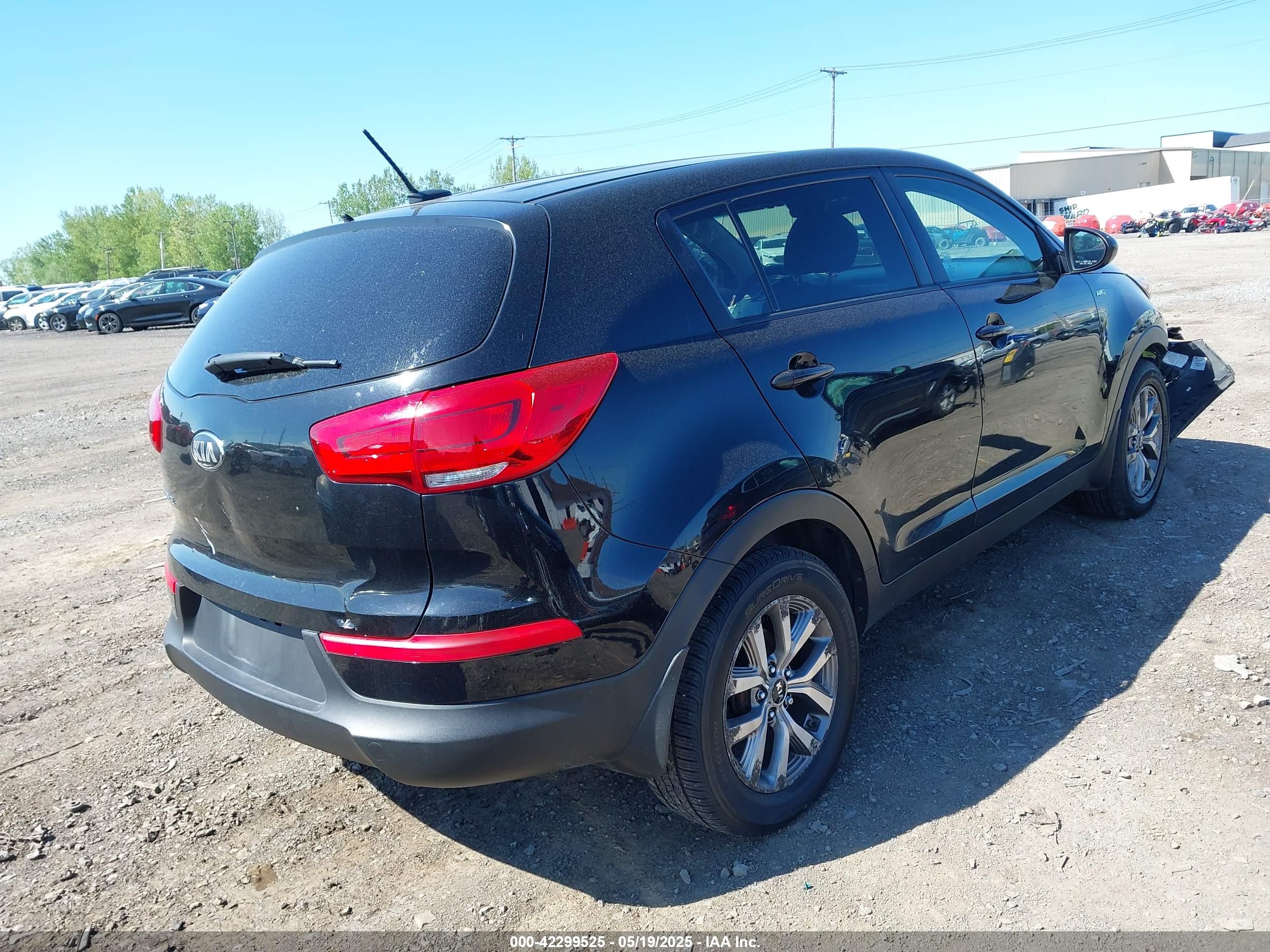 KIA SPORTAGE image 4