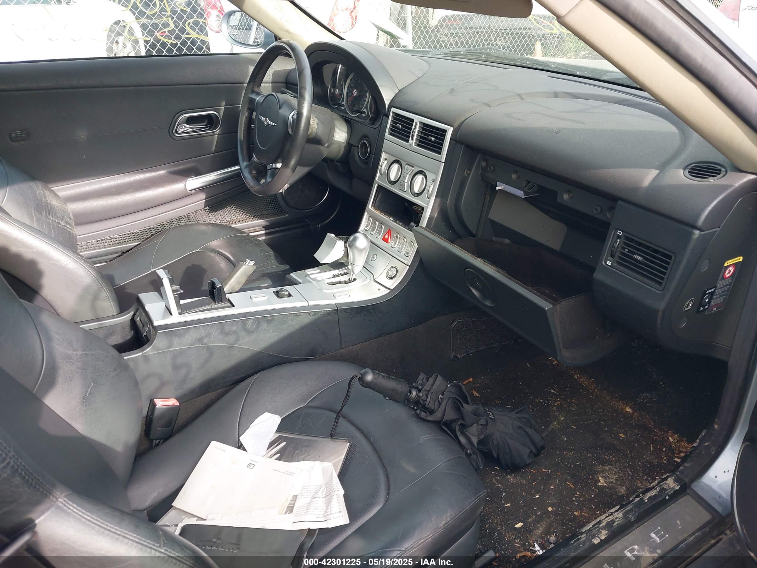 CHRYSLER CROSSFIRE image 5