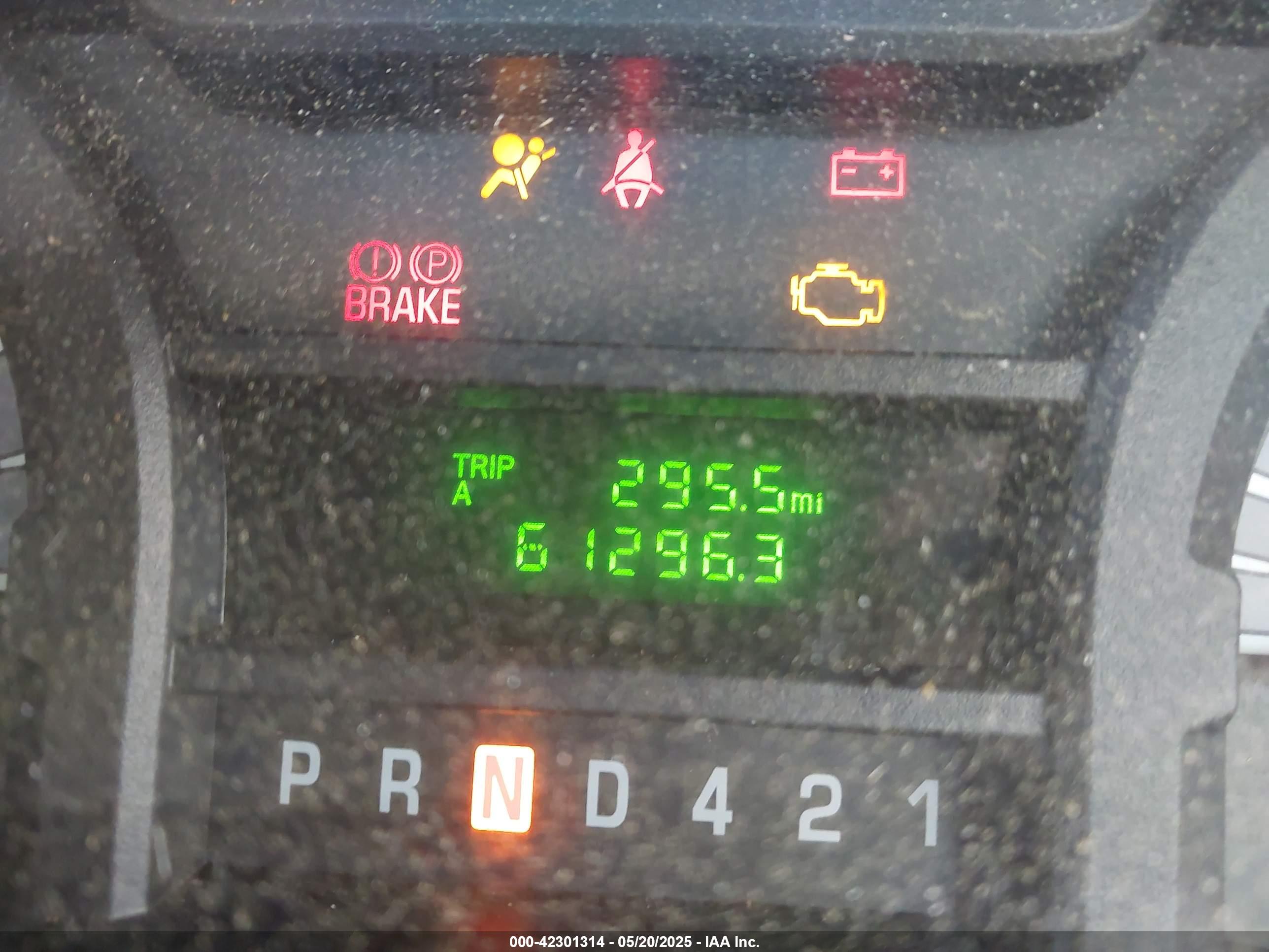 FORD E-350 image 6