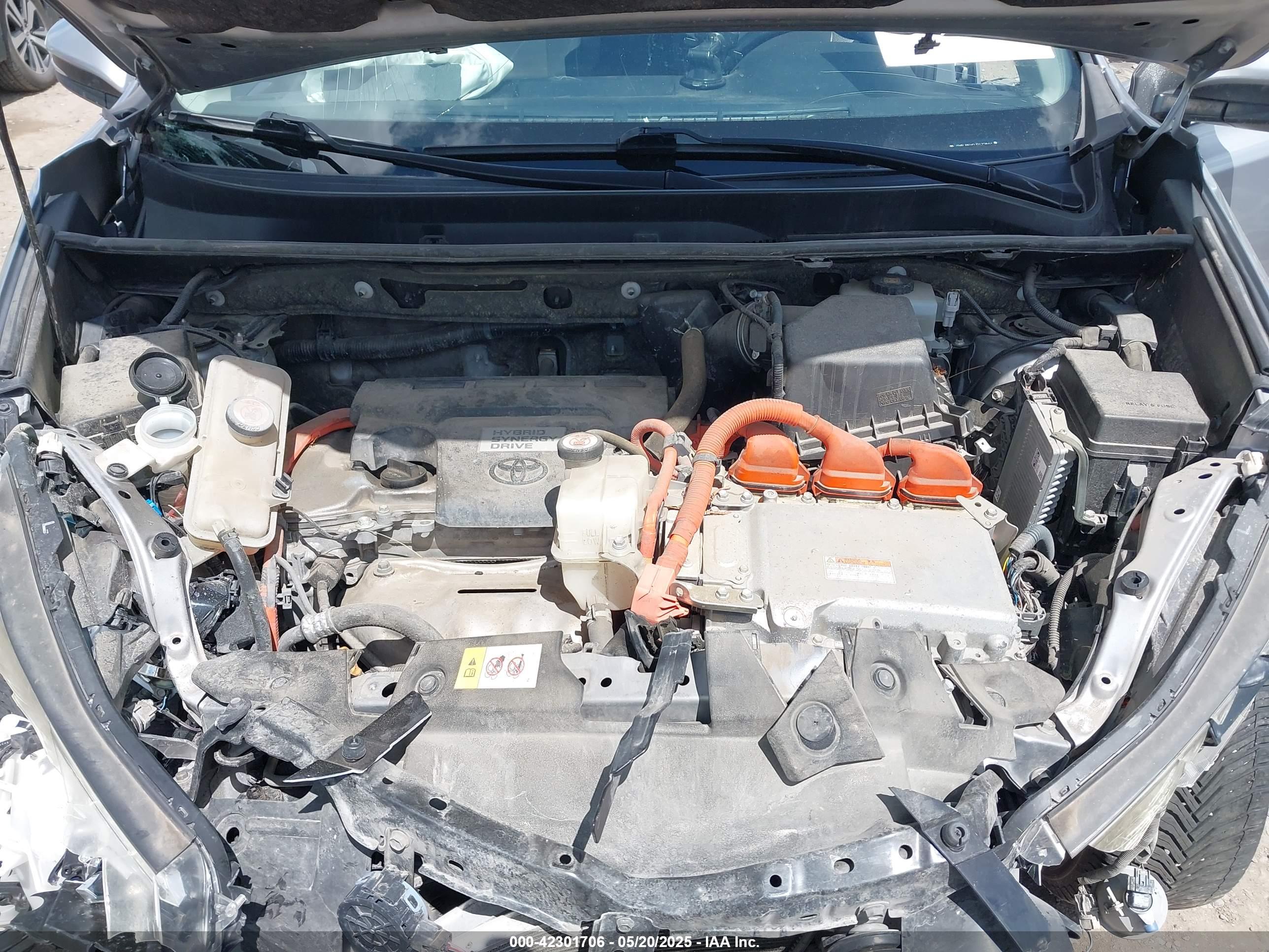 TOYOTA RAV4 image 10