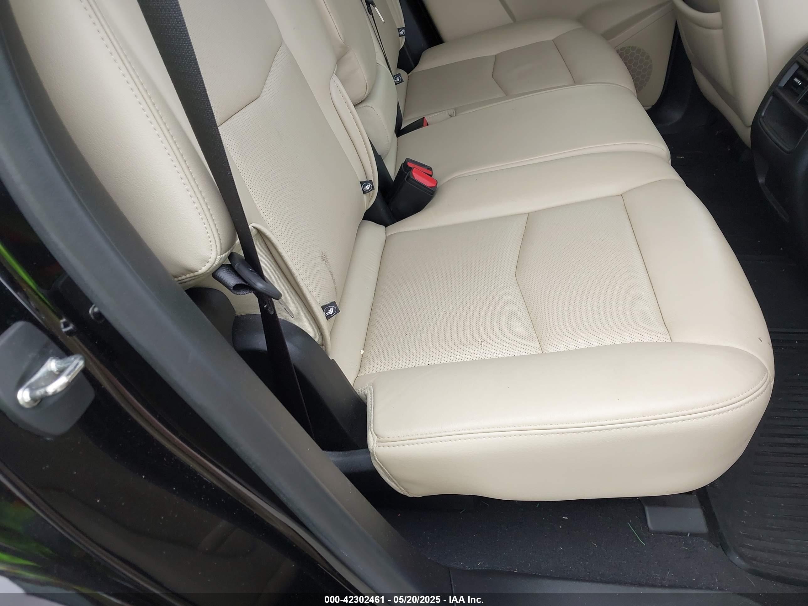 CADILLAC XT5 image 8