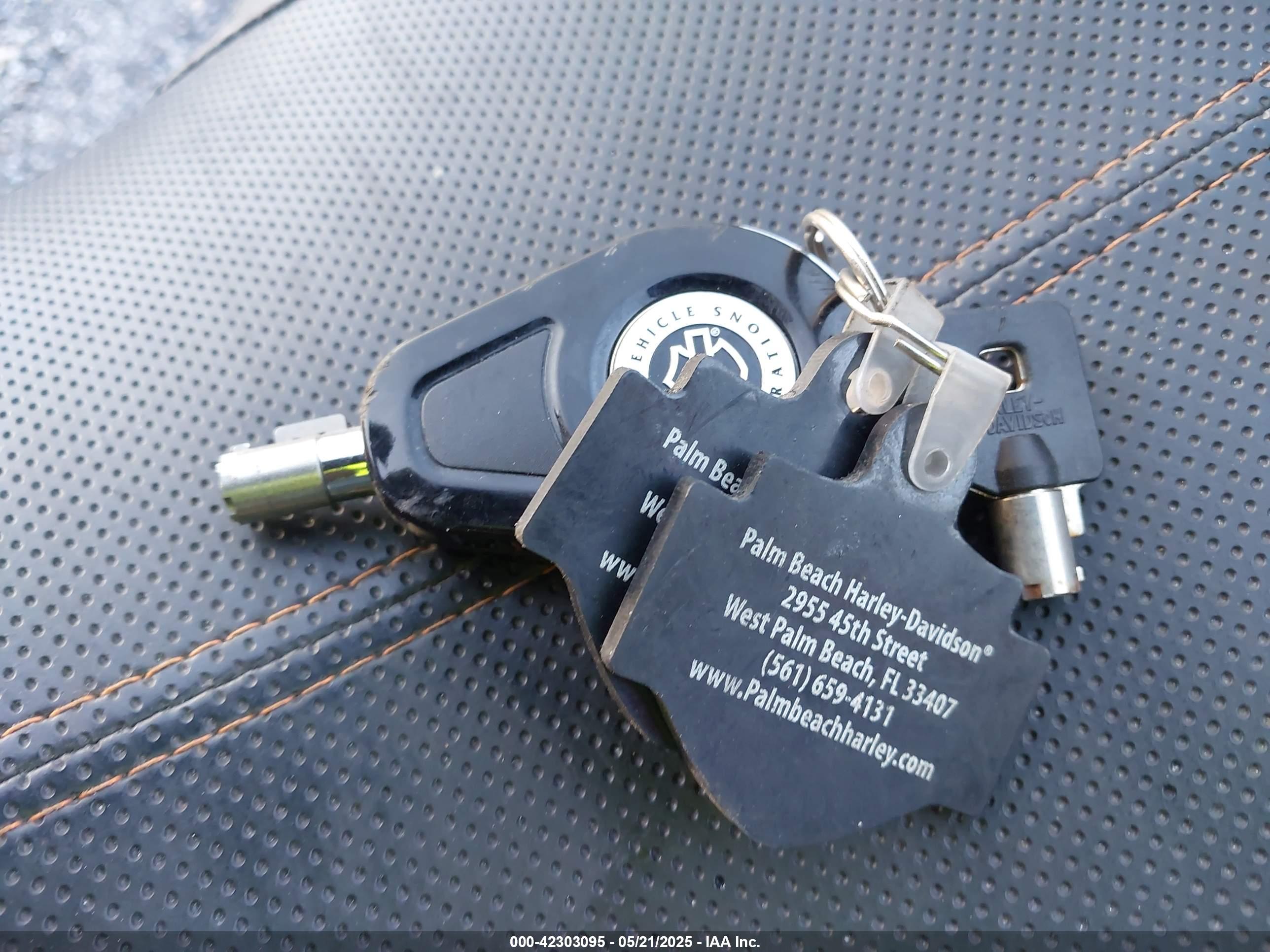 HARLEY-DAVIDSON FLTRXSE image 11