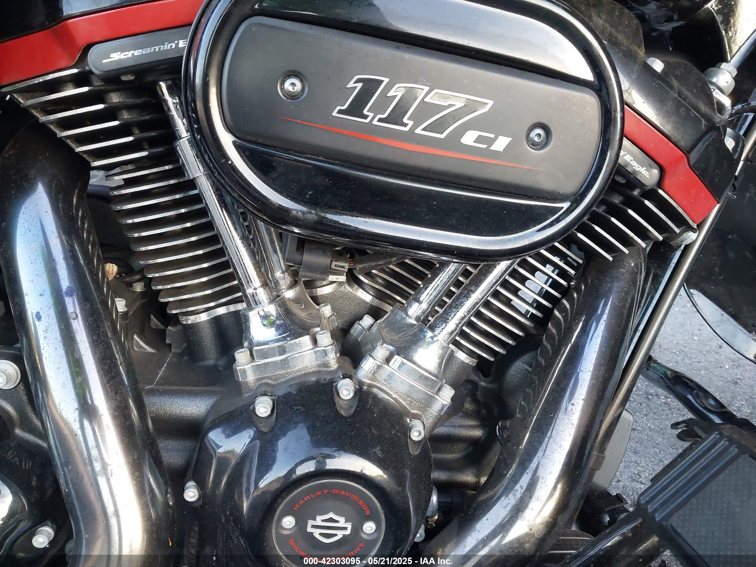 HARLEY-DAVIDSON FLTRXSE image 8