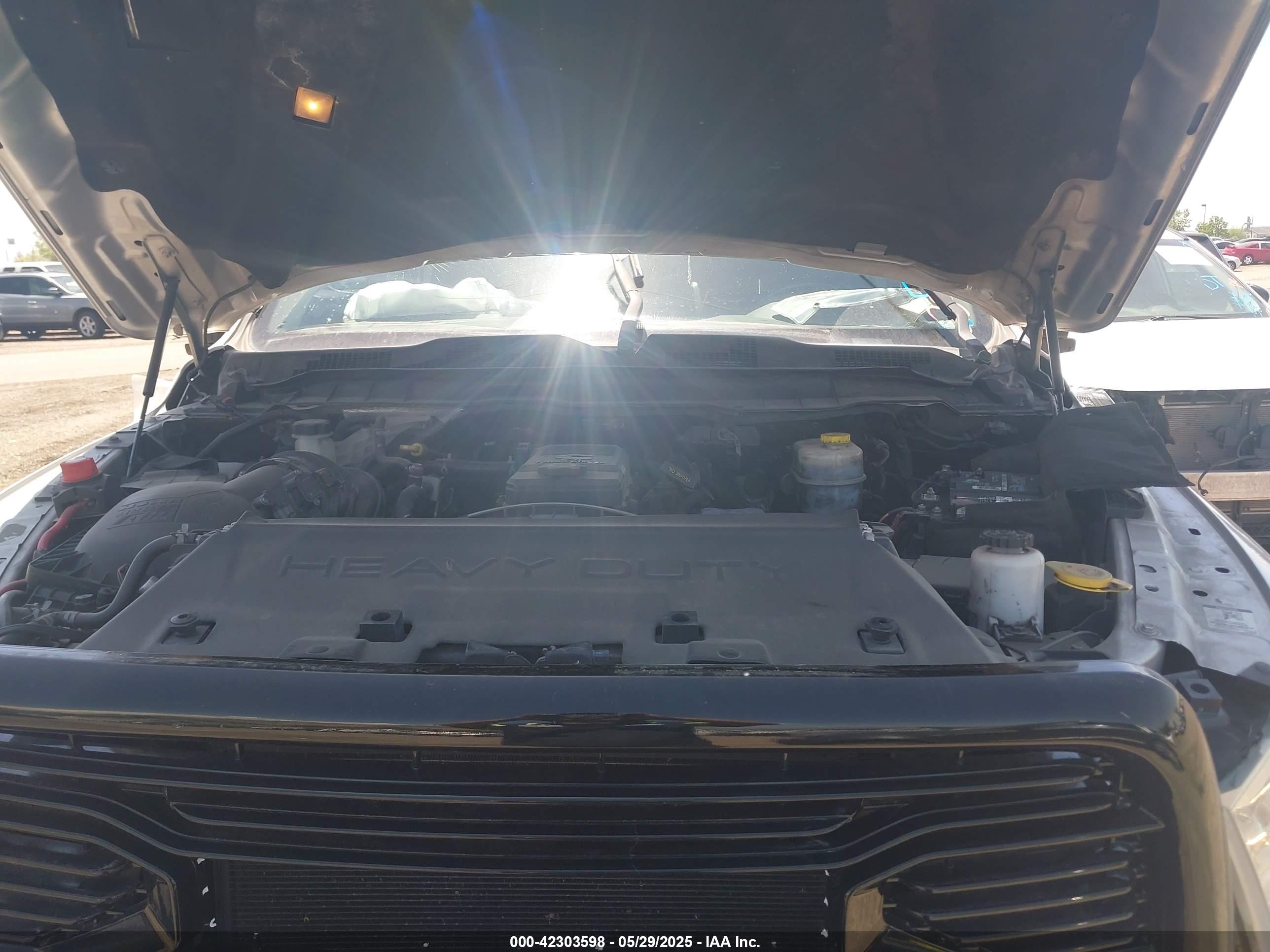 RAM 2500 image 10