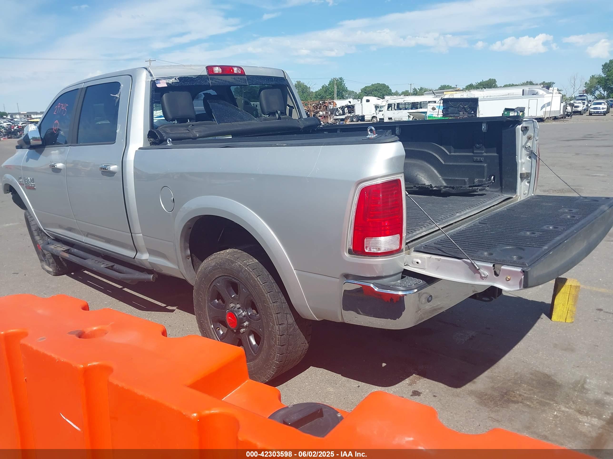 RAM 2500 image 3