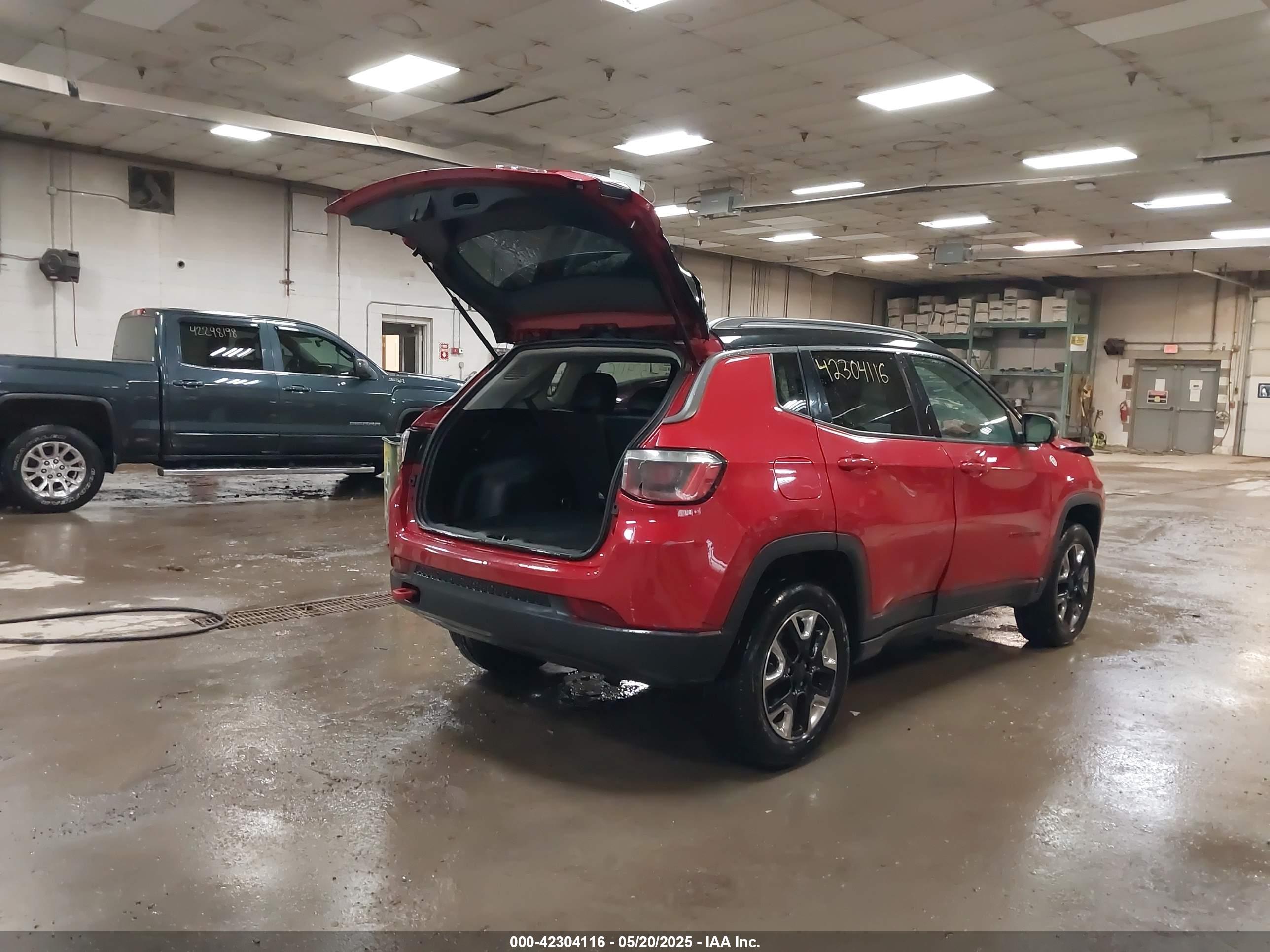 JEEP COMPASS image 4
