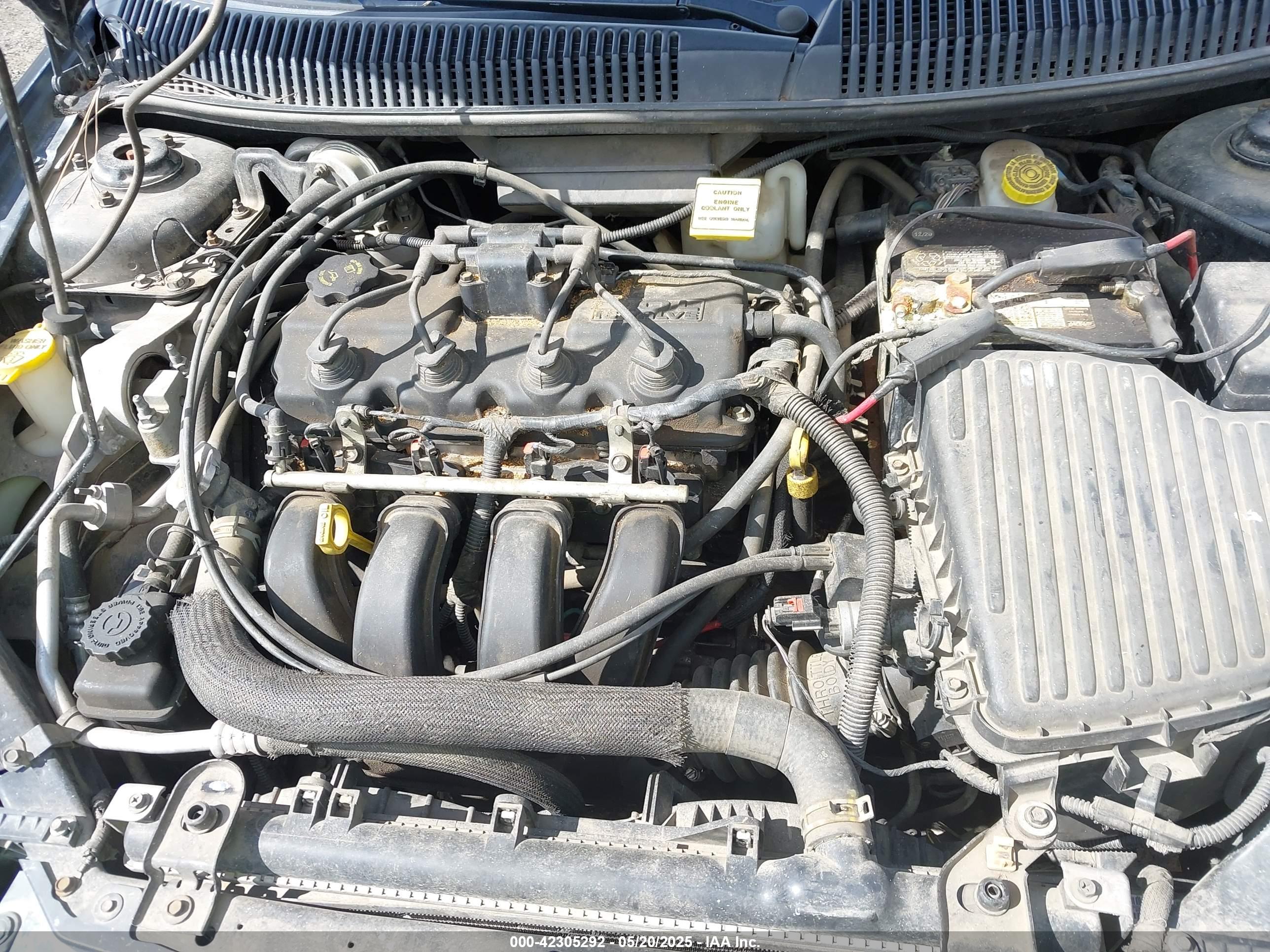 DODGE NEON image 10