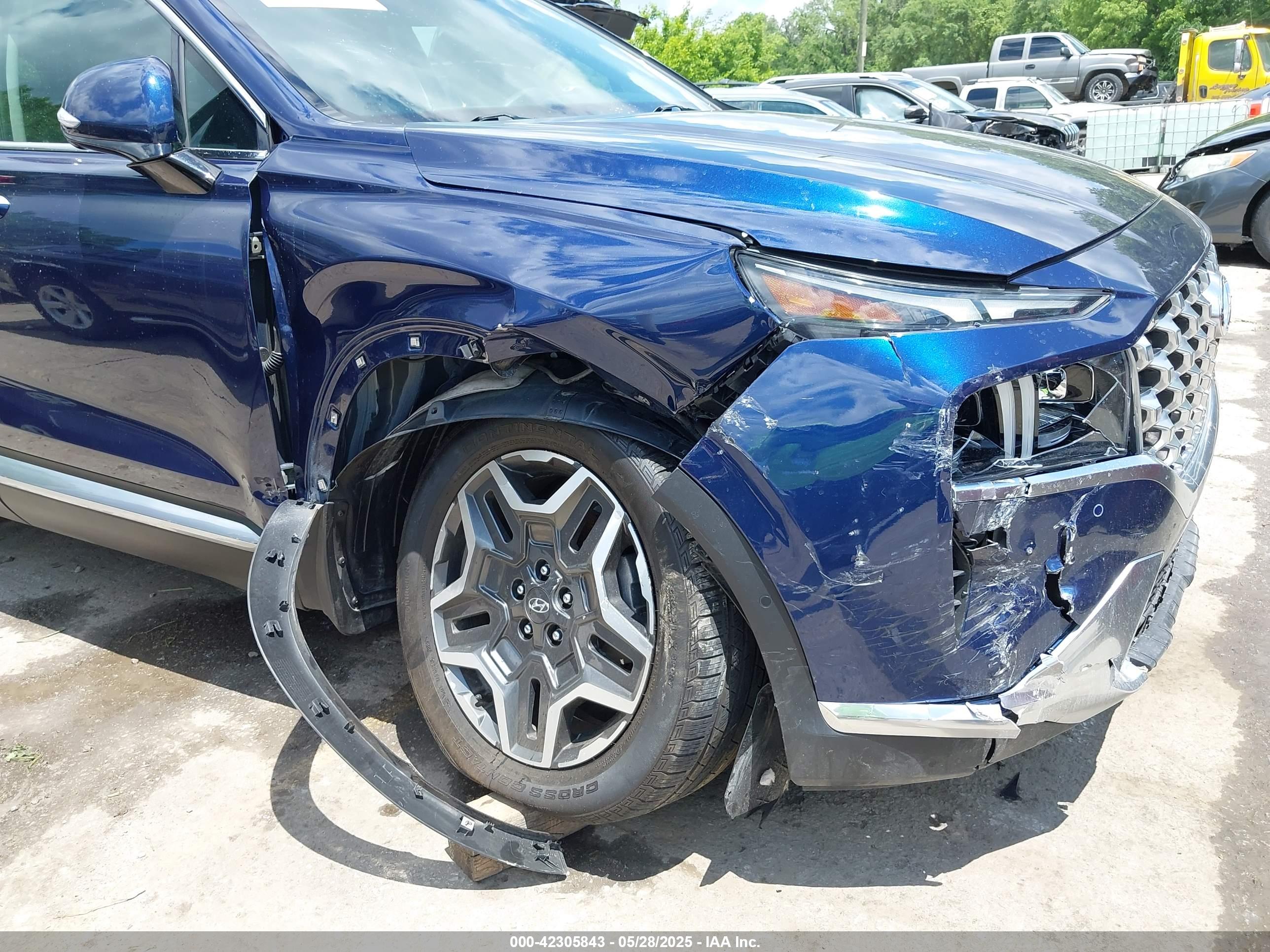 HYUNDAI SANTA image 6