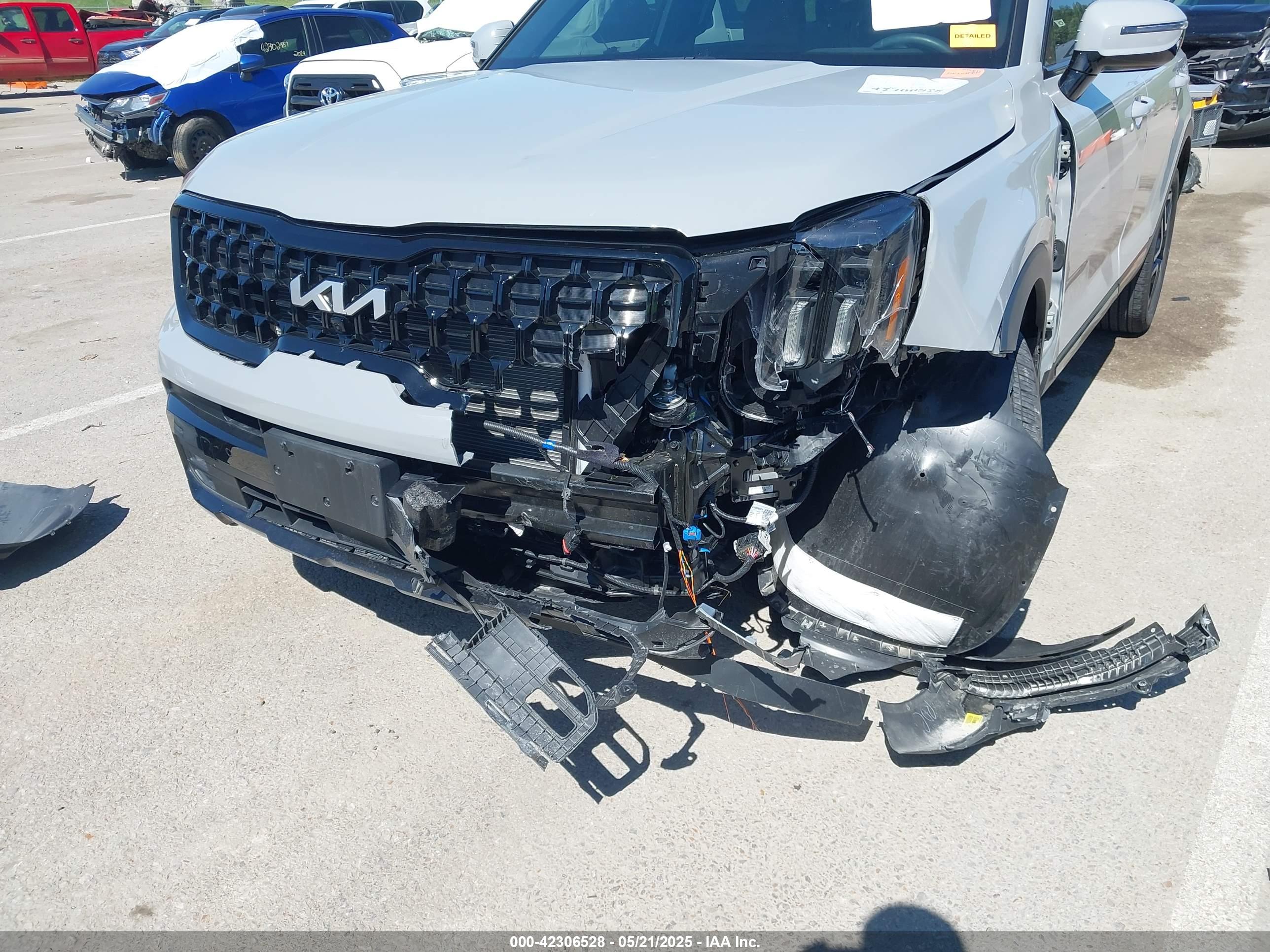 KIA TELLURIDE image 6
