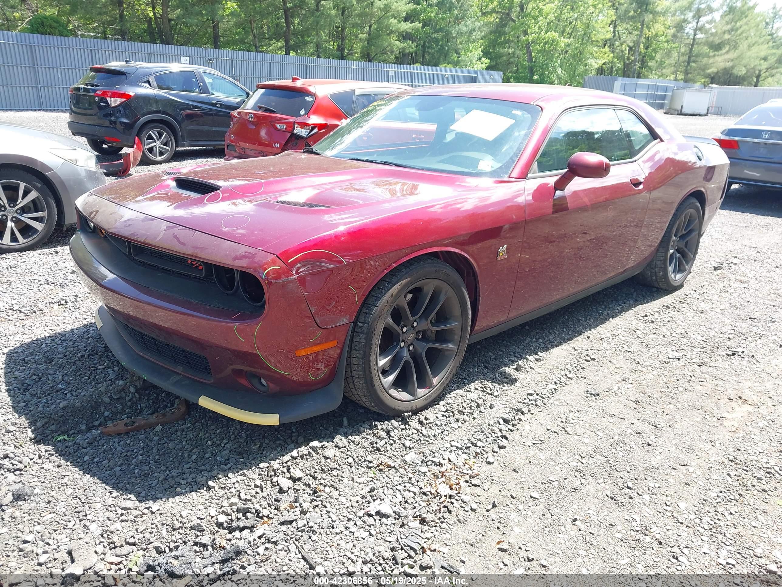 DODGE CHALLENGER image 2