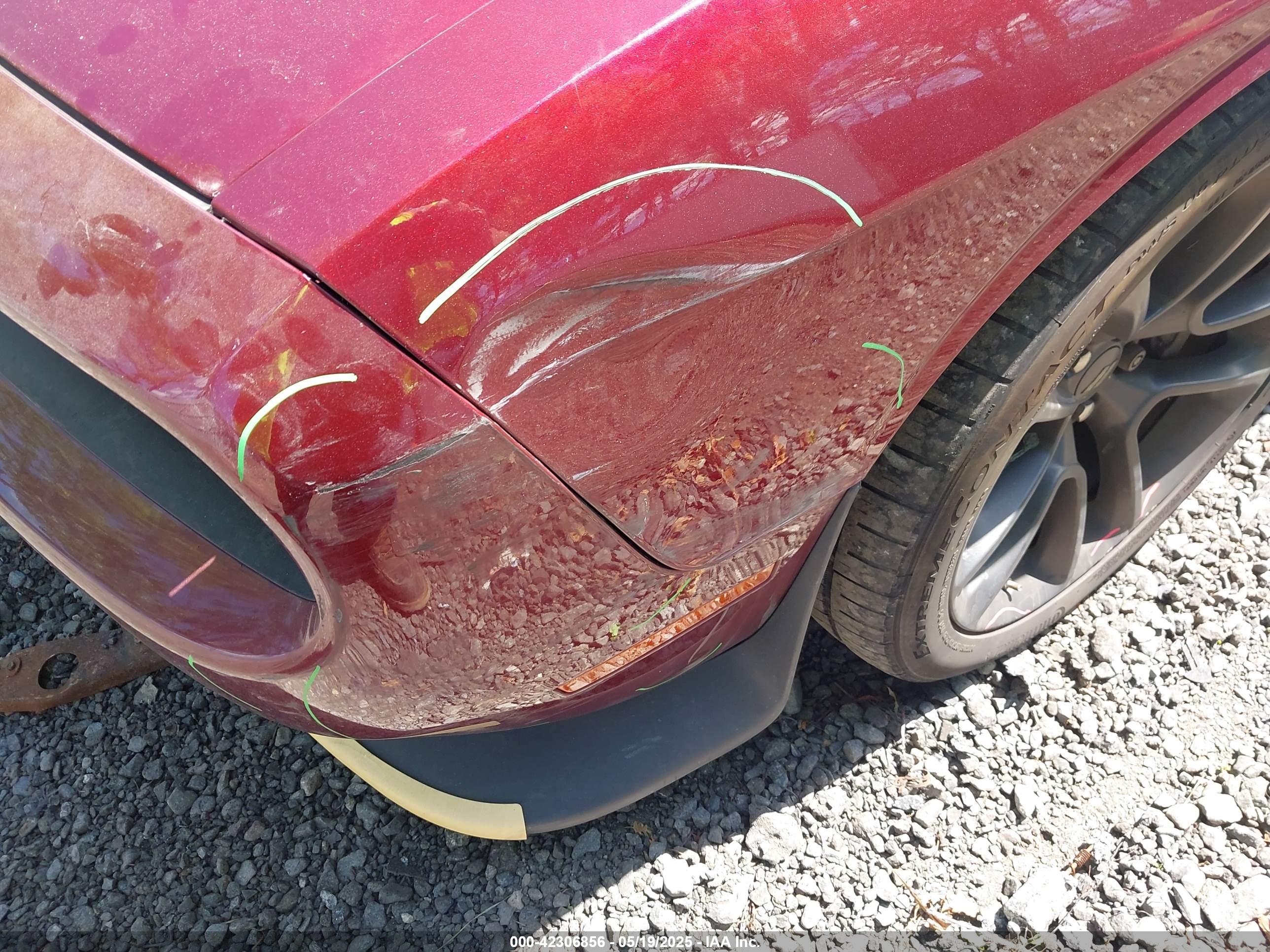 DODGE CHALLENGER image 6