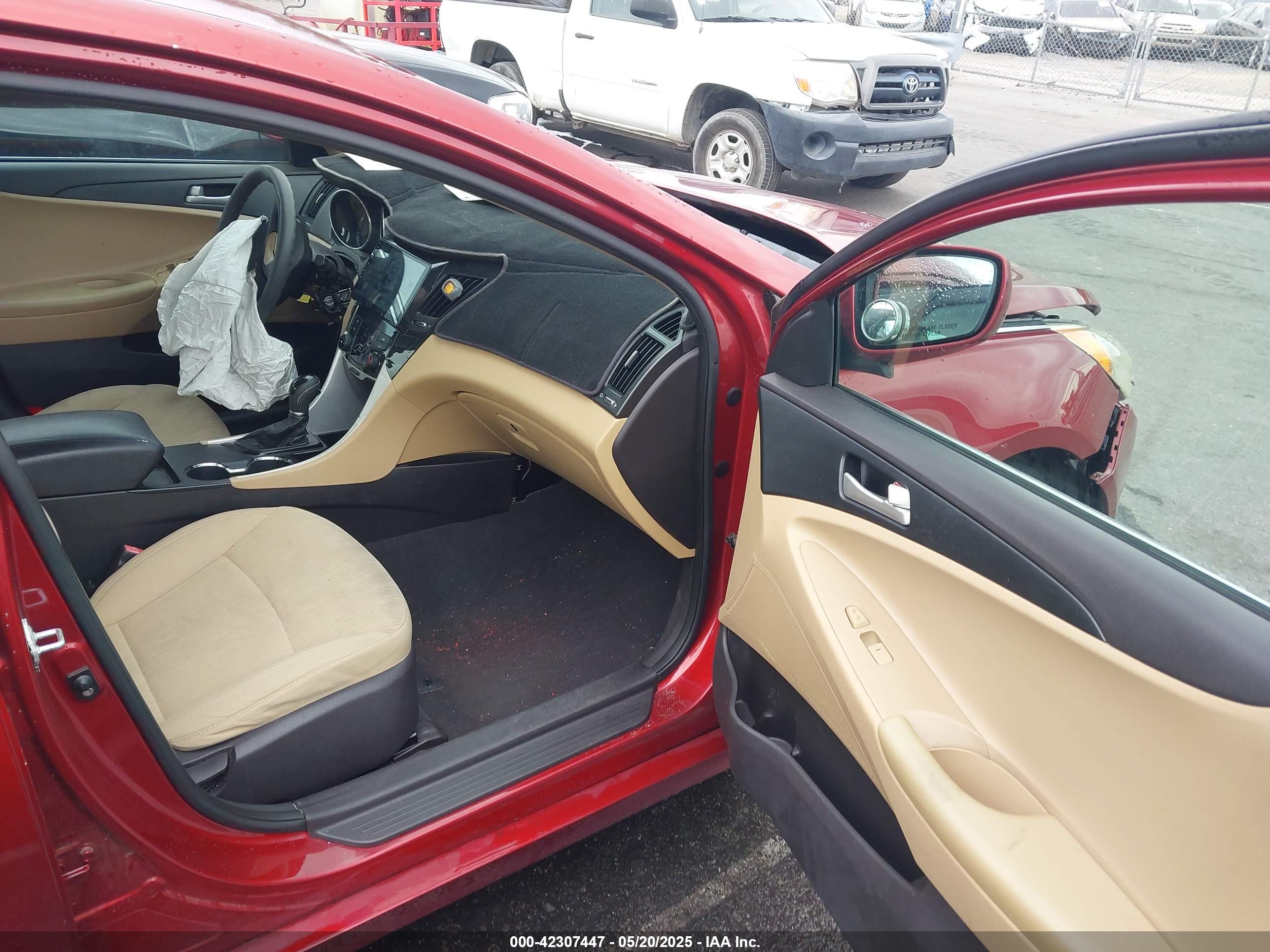 HYUNDAI SONATA image 5