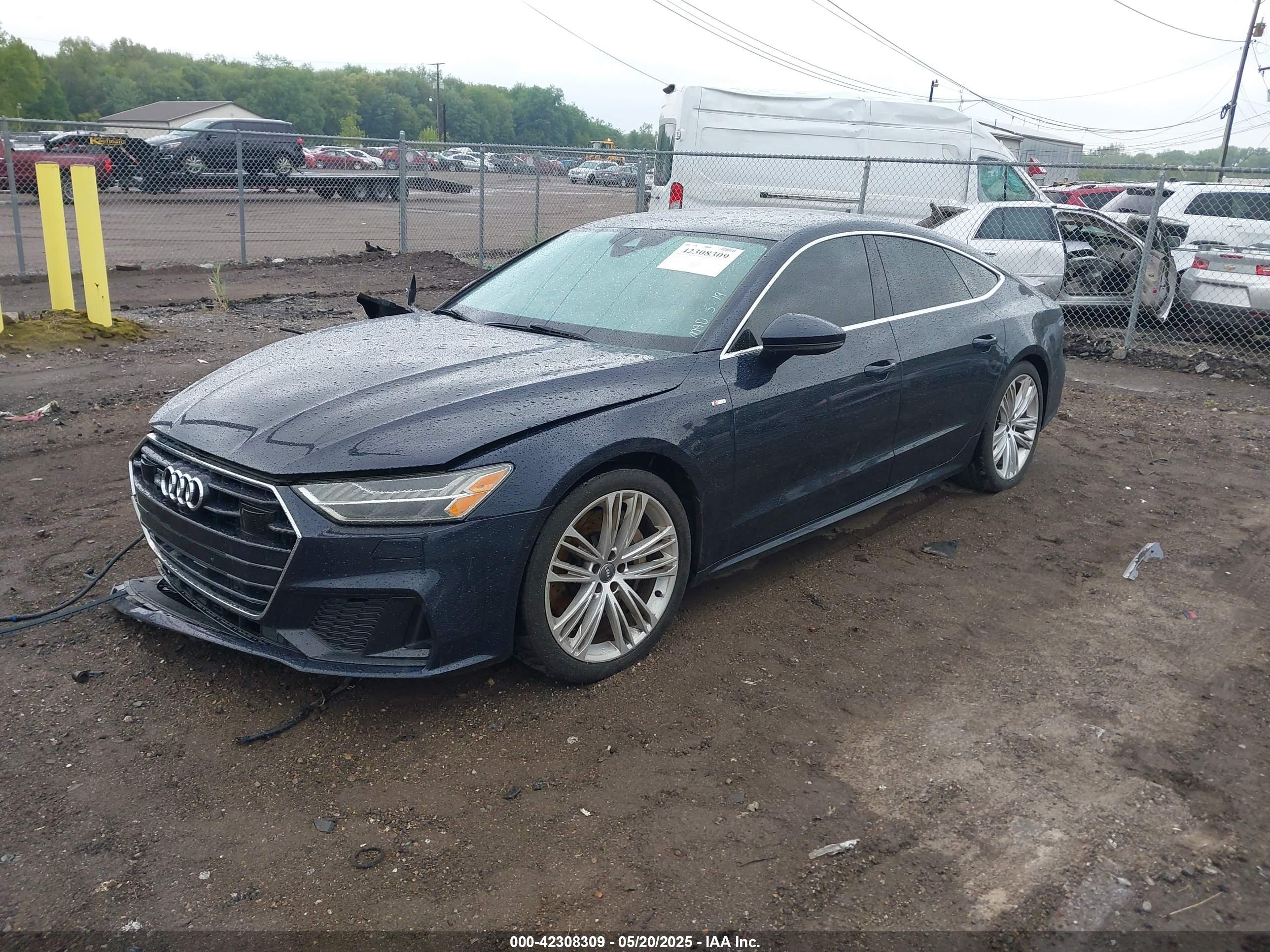 AUDI A7 image 2