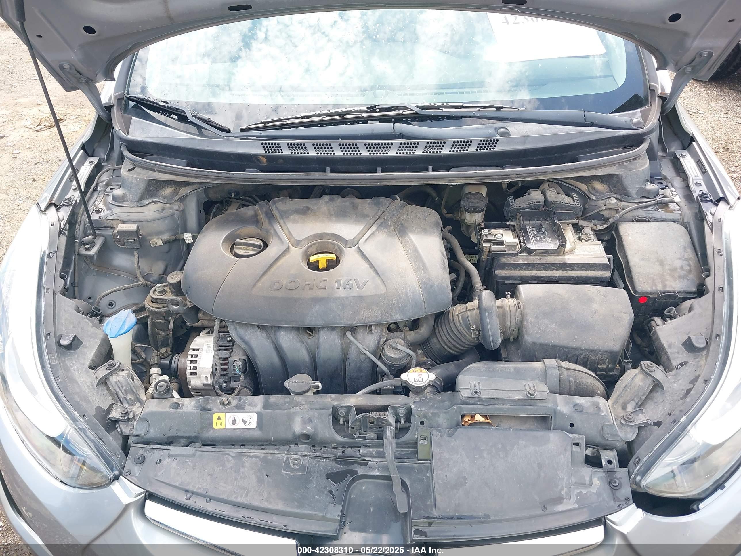 HYUNDAI ELANTRA image 10
