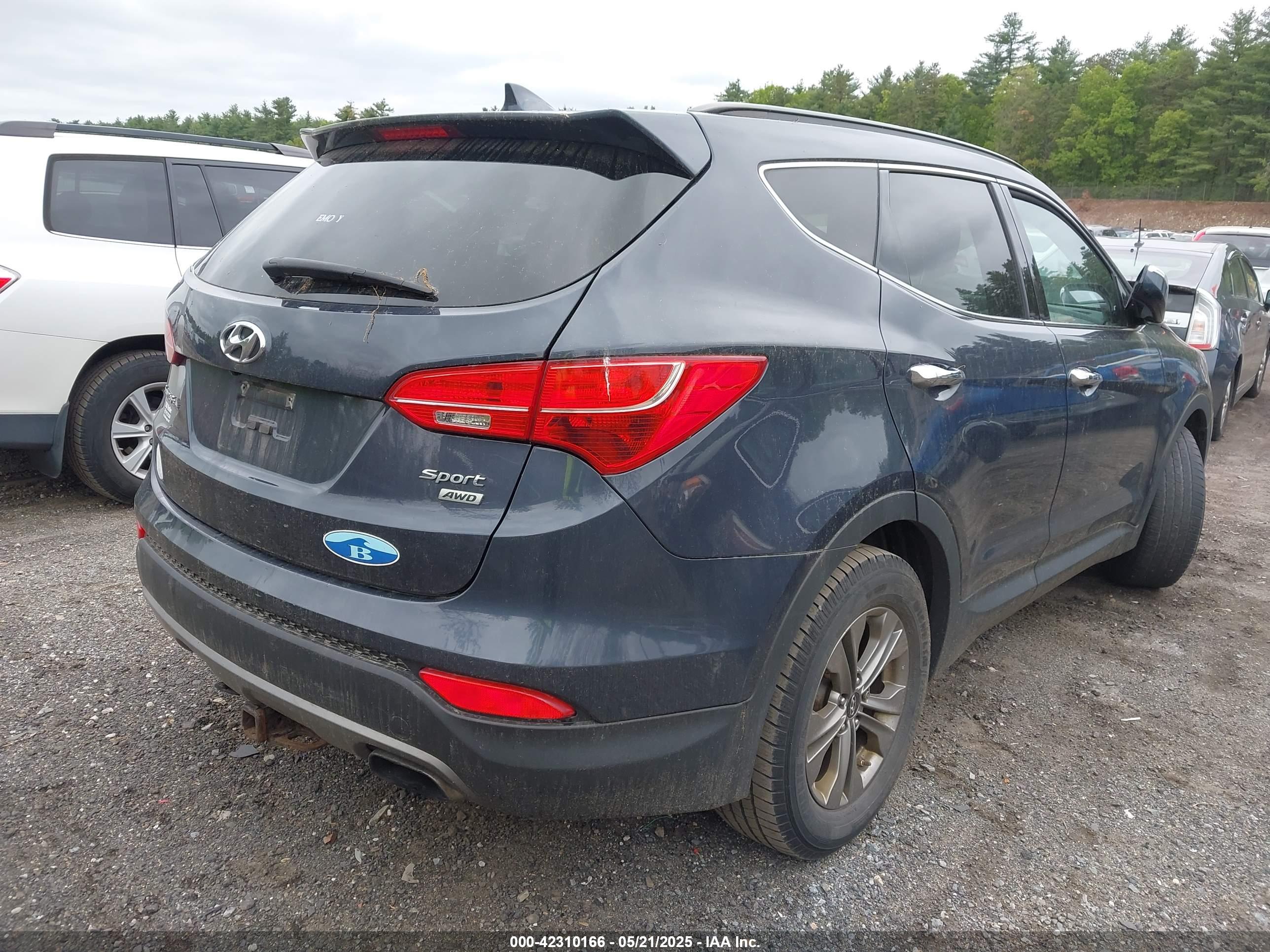 HYUNDAI SANTA image 4