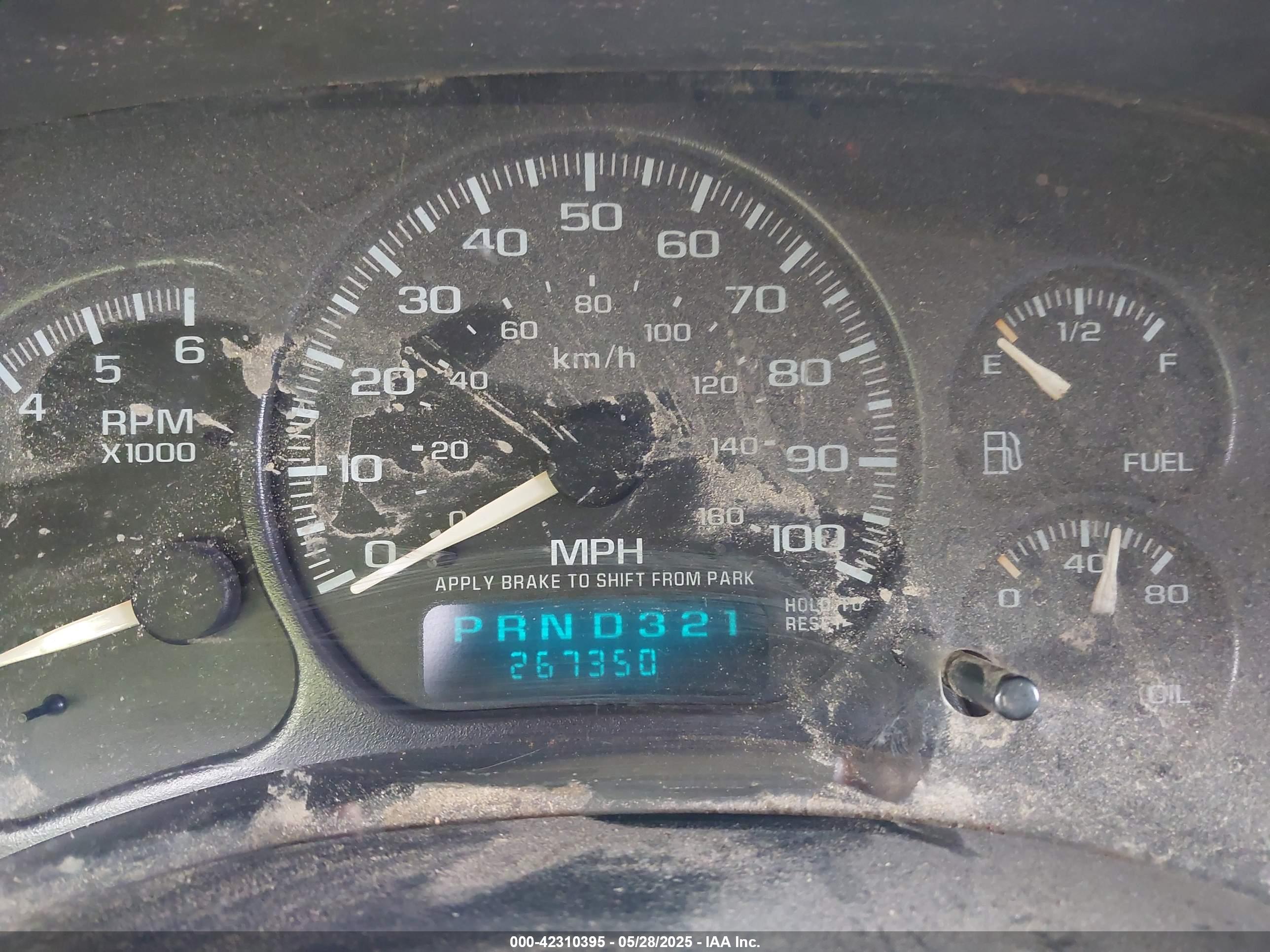 CHEVROLET SILVERADO image 7