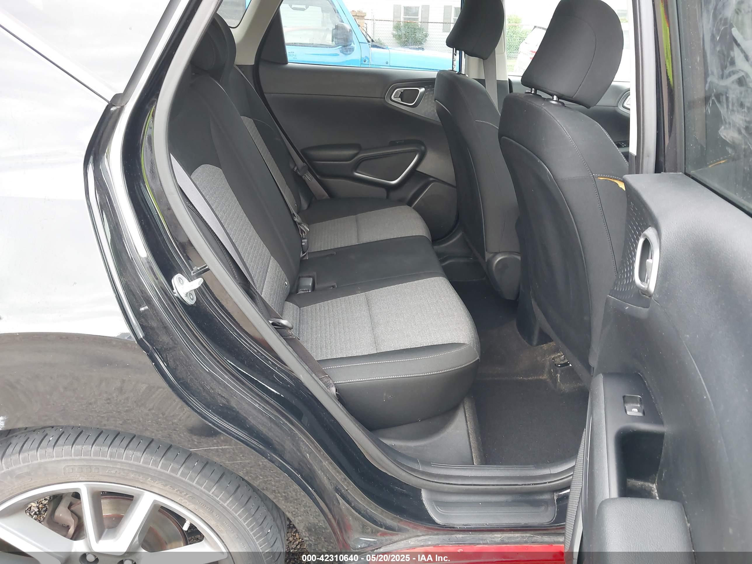 KIA SOUL image 8