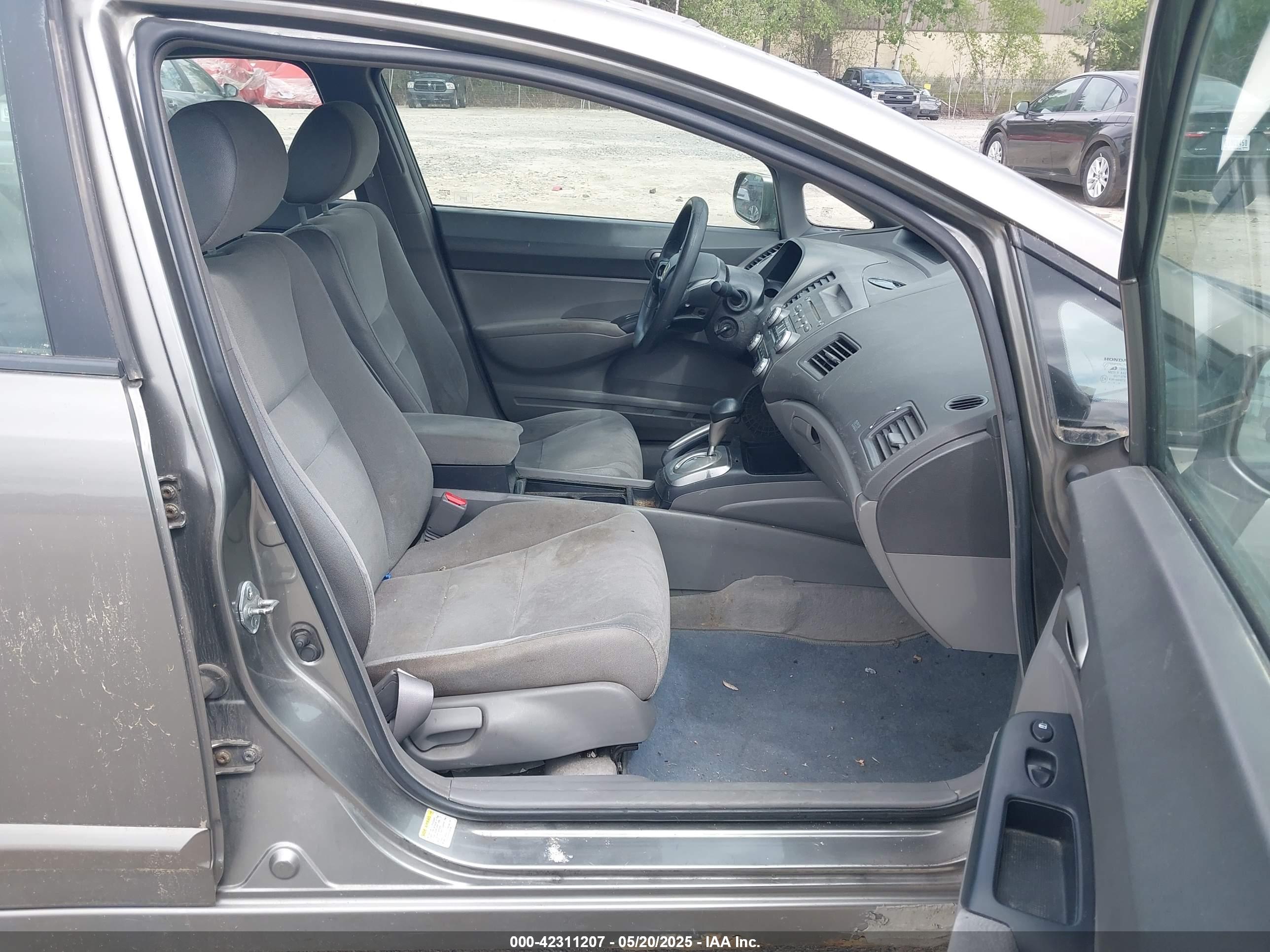 HONDA CIVIC image 5