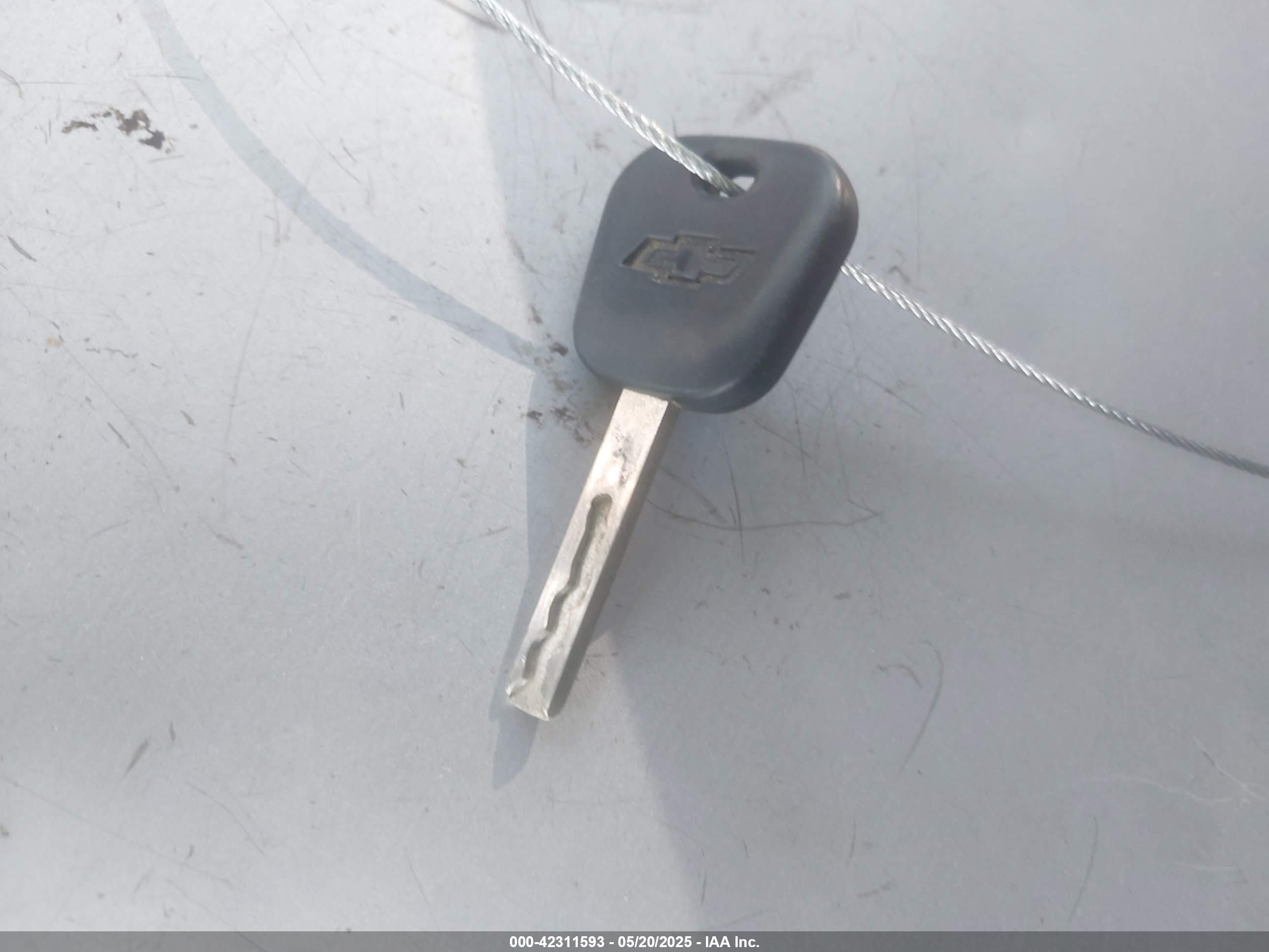 CHEVROLET COLORADO image 11