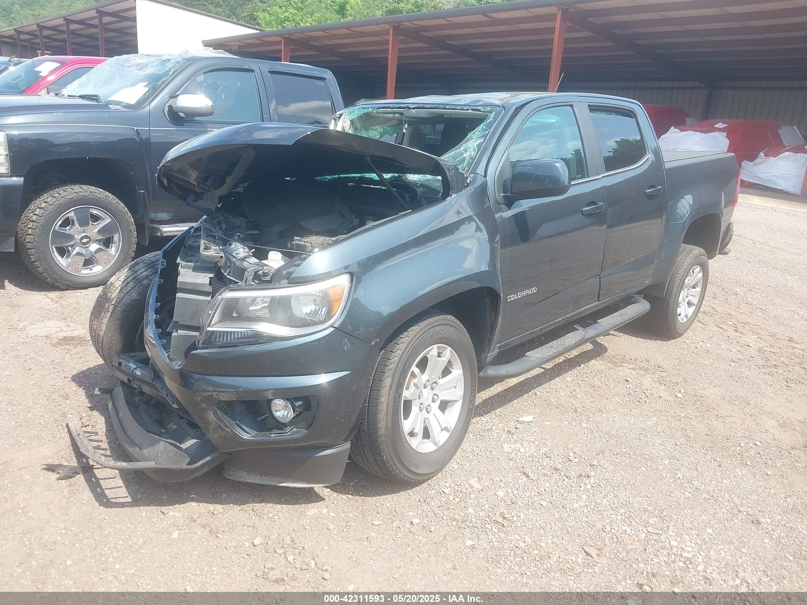 CHEVROLET COLORADO image 2