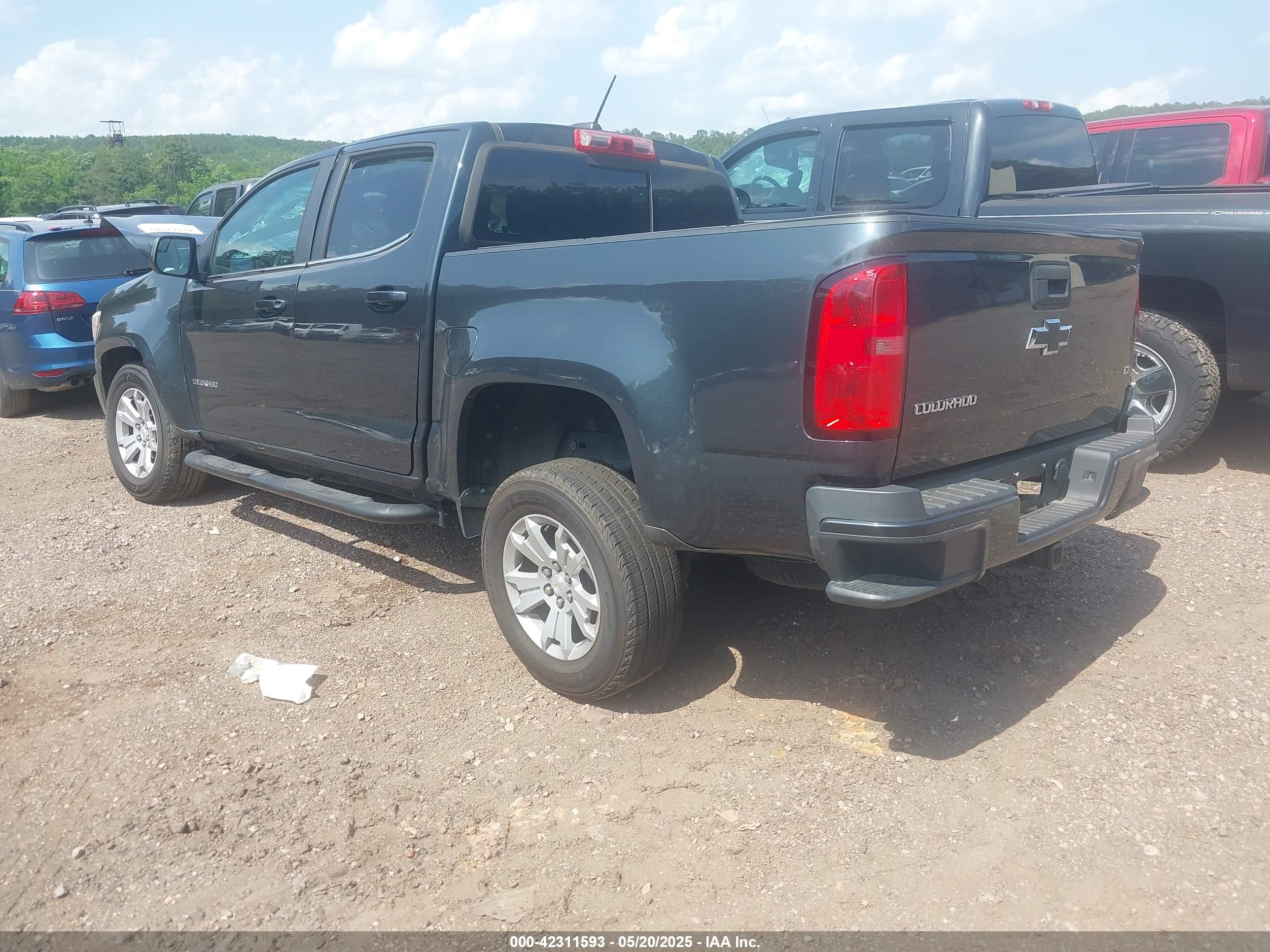 CHEVROLET COLORADO image 3