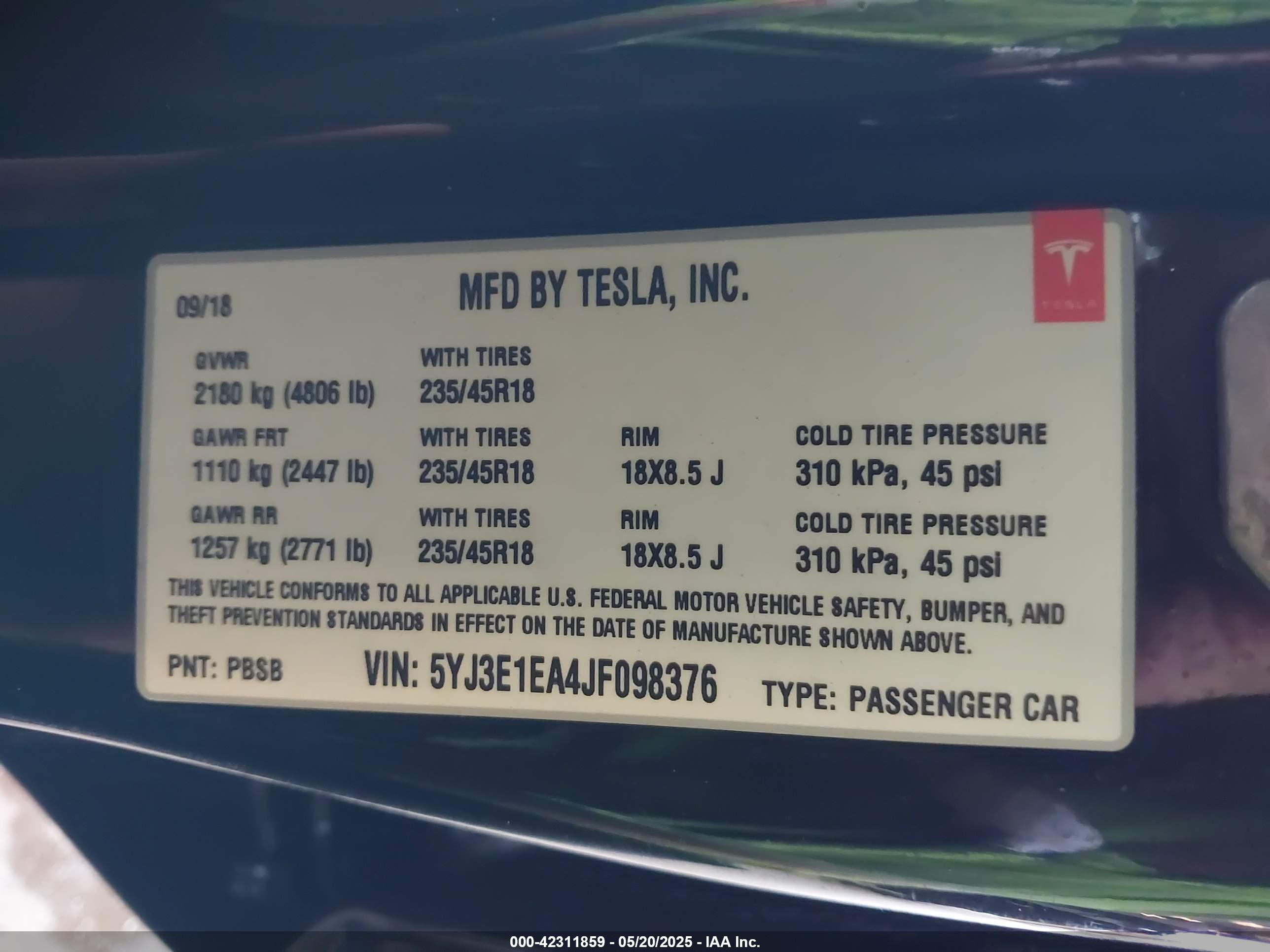 TESLA MODEL image 9