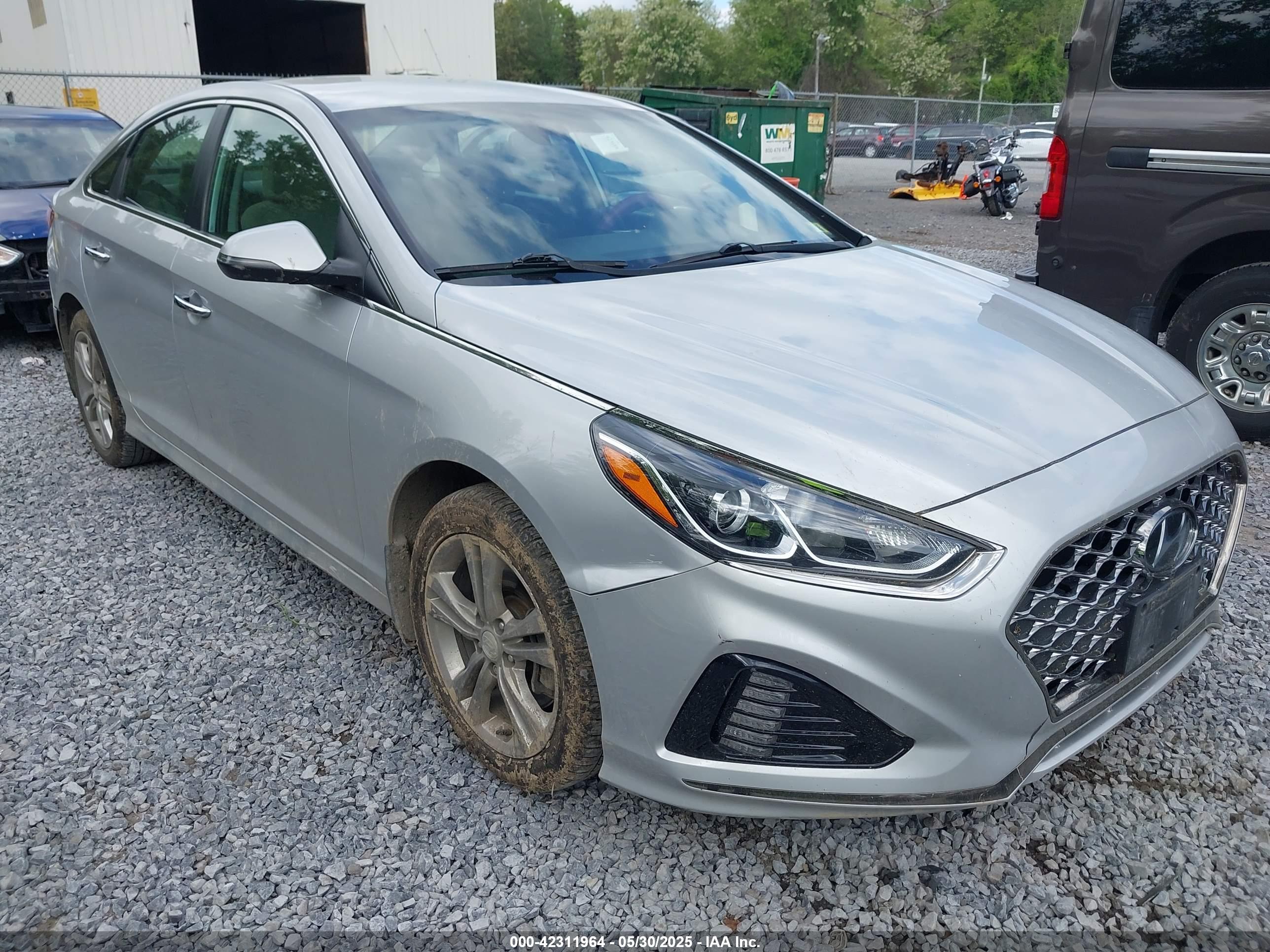 HYUNDAI SONATA image 6
