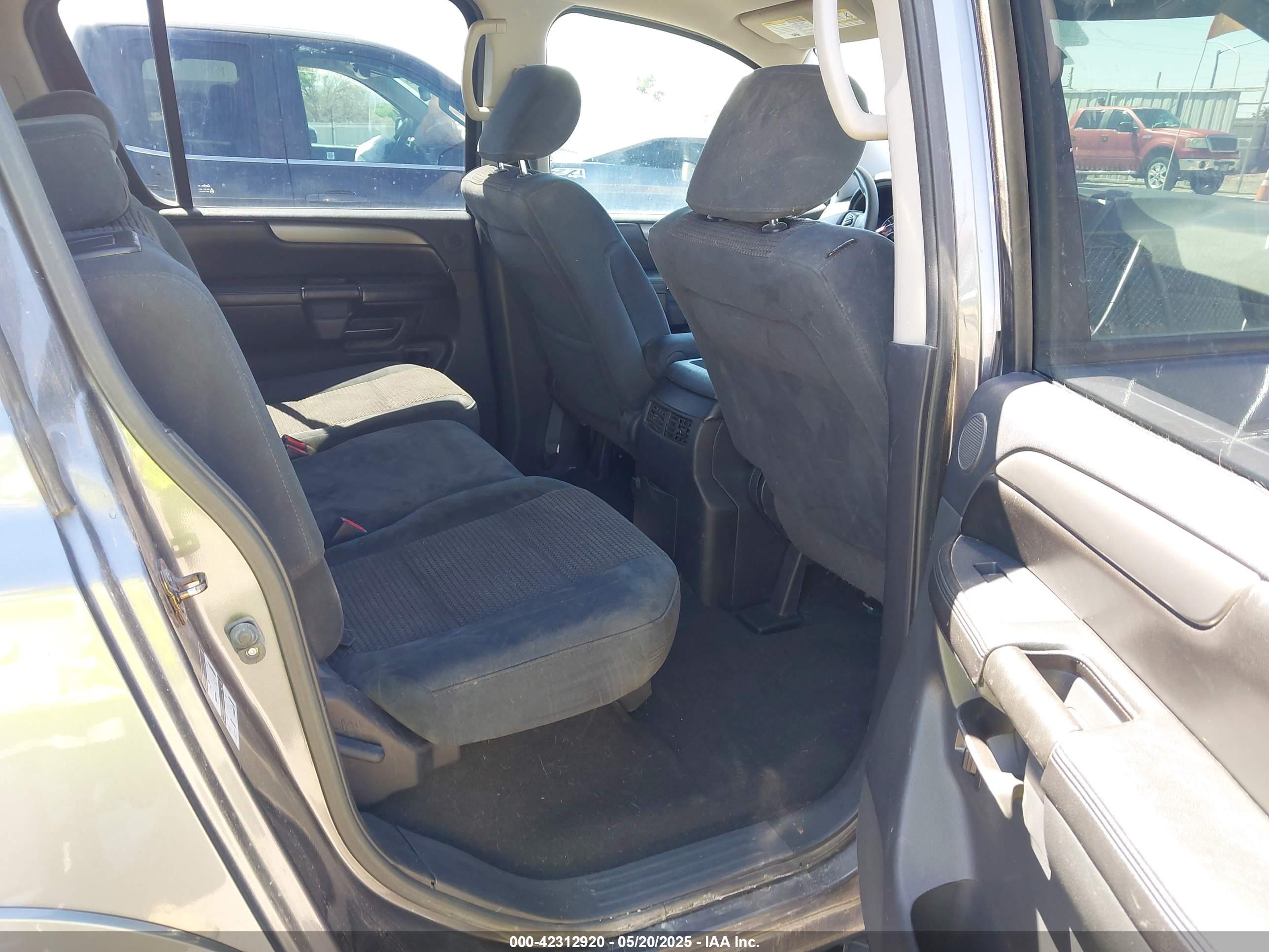 NISSAN ARMADA image 8