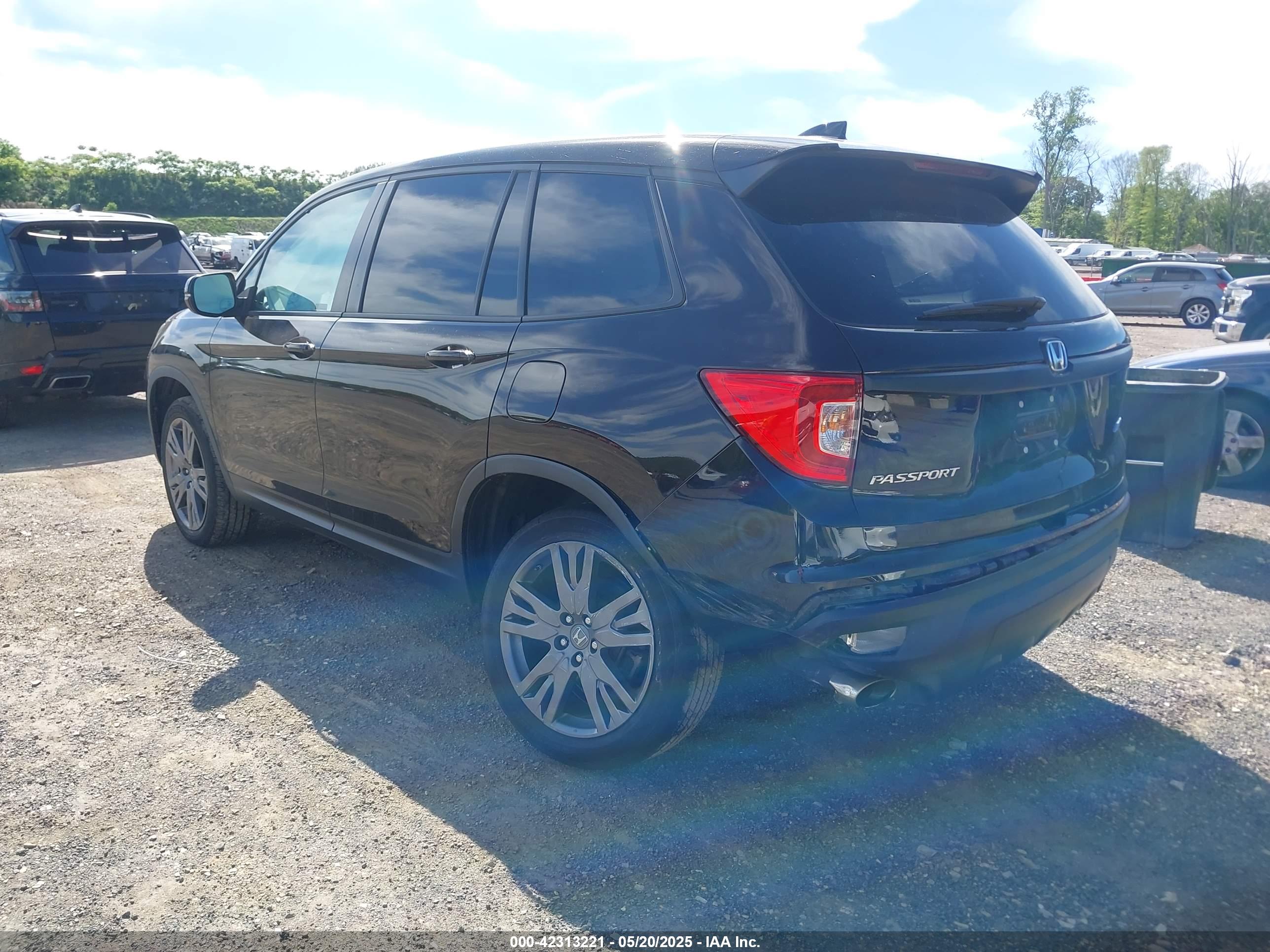 HONDA PASSPORT image 3