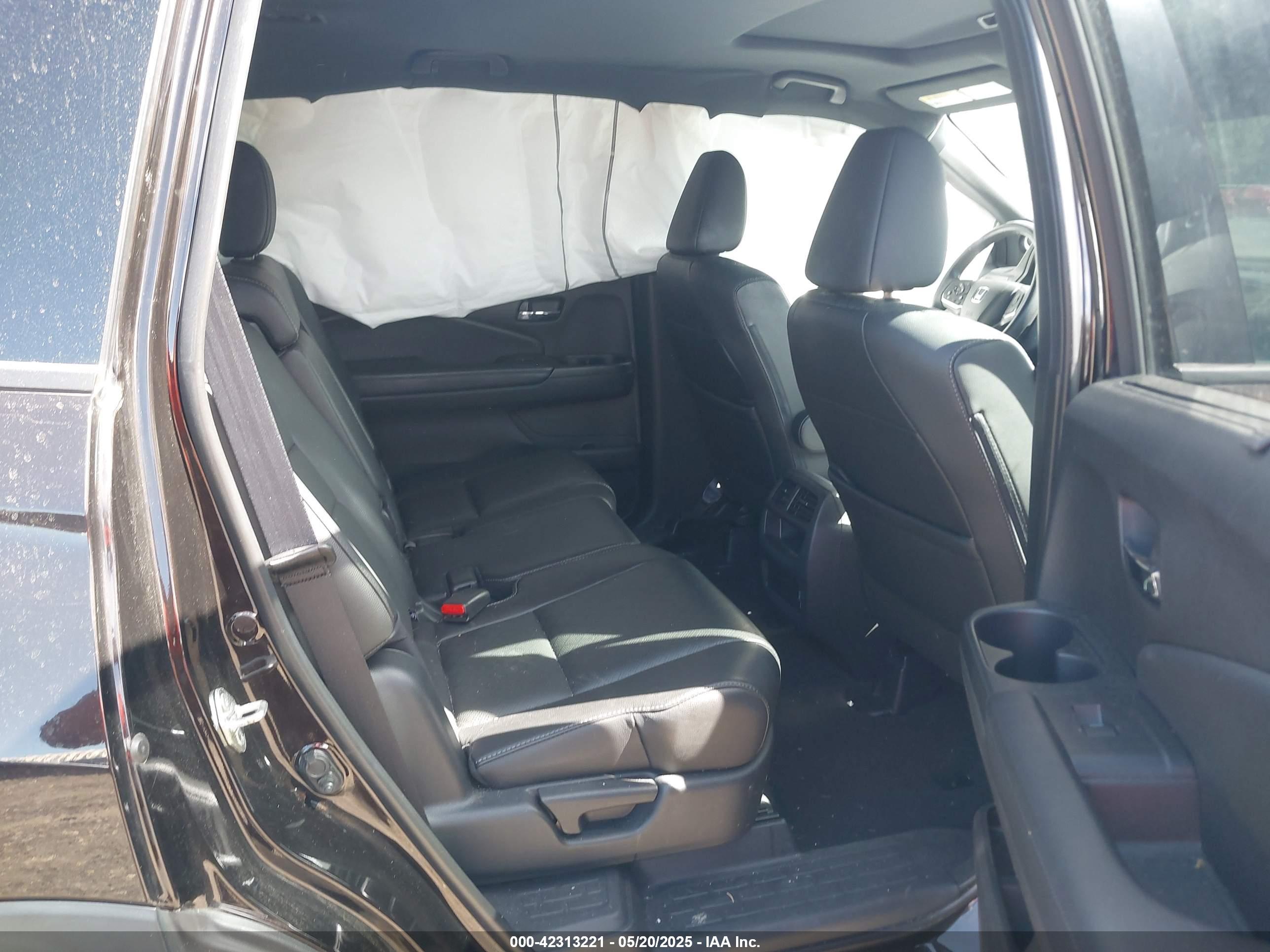 HONDA PASSPORT image 8