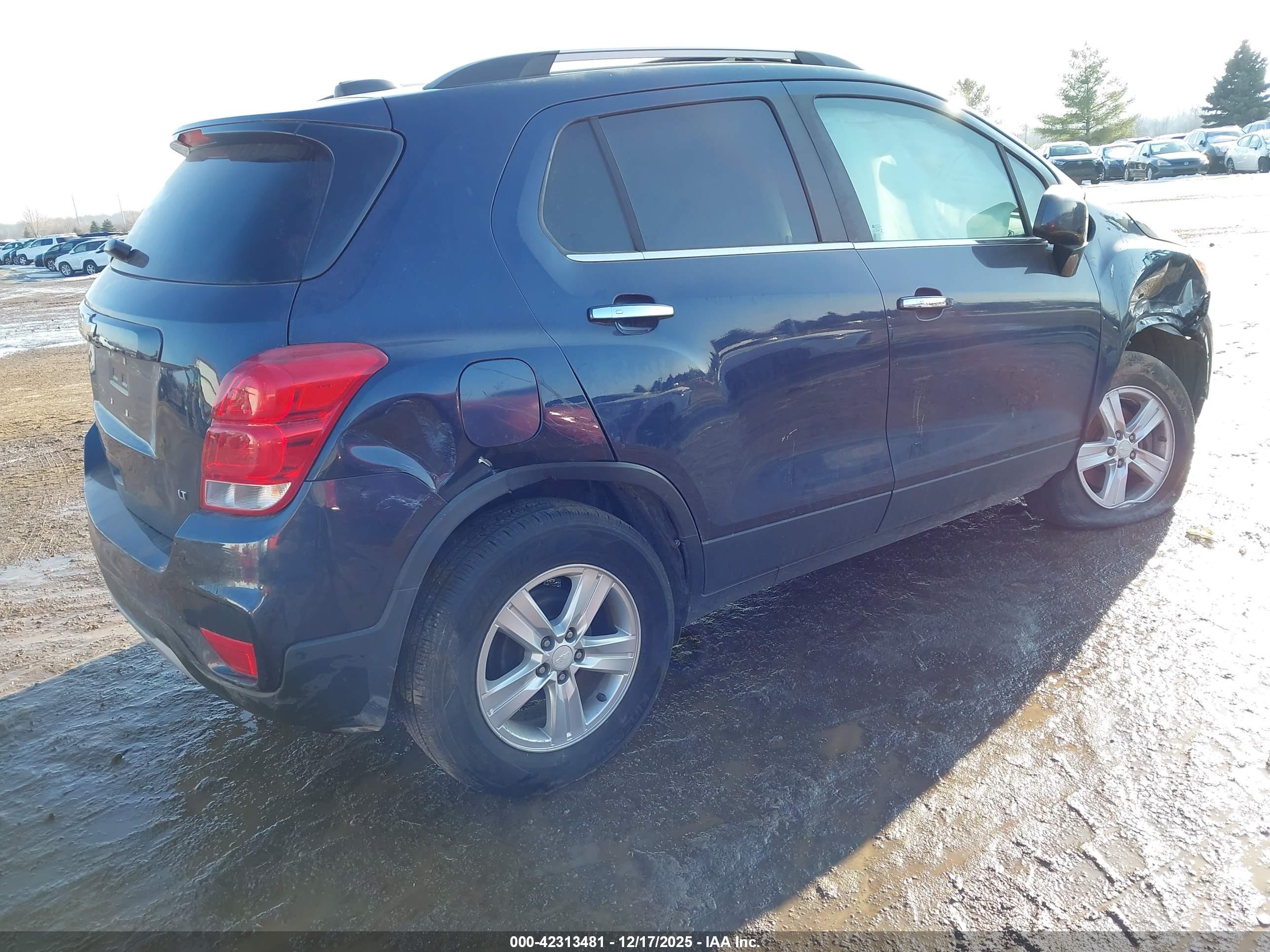 CHEVROLET TRAX image 4