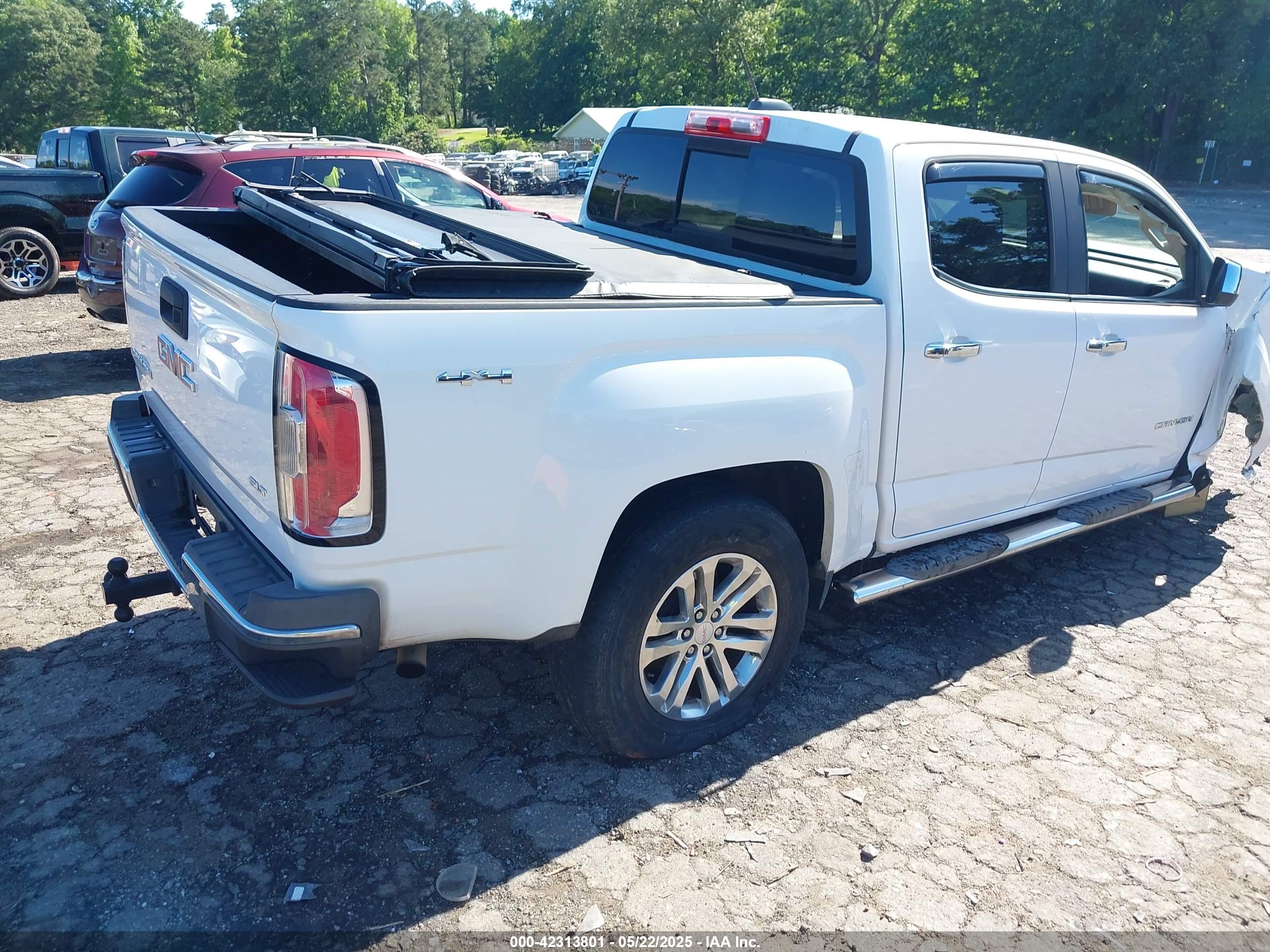 GMC CANYON image 4