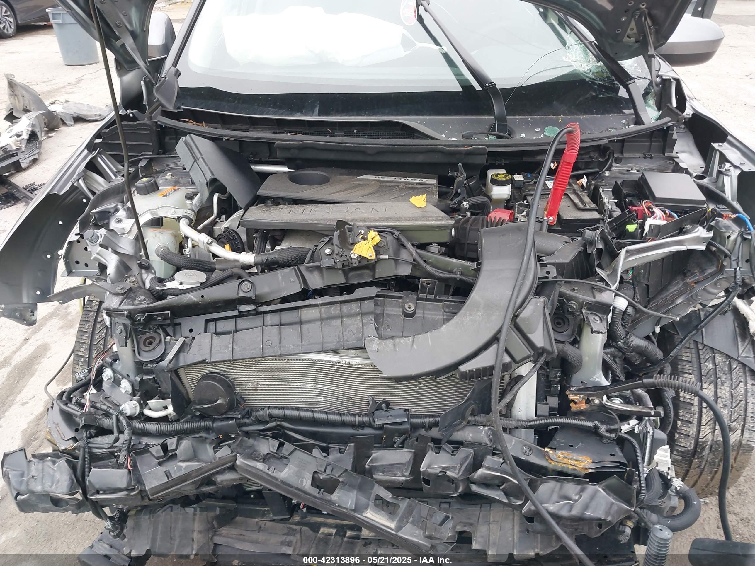 NISSAN ROGUE image 10