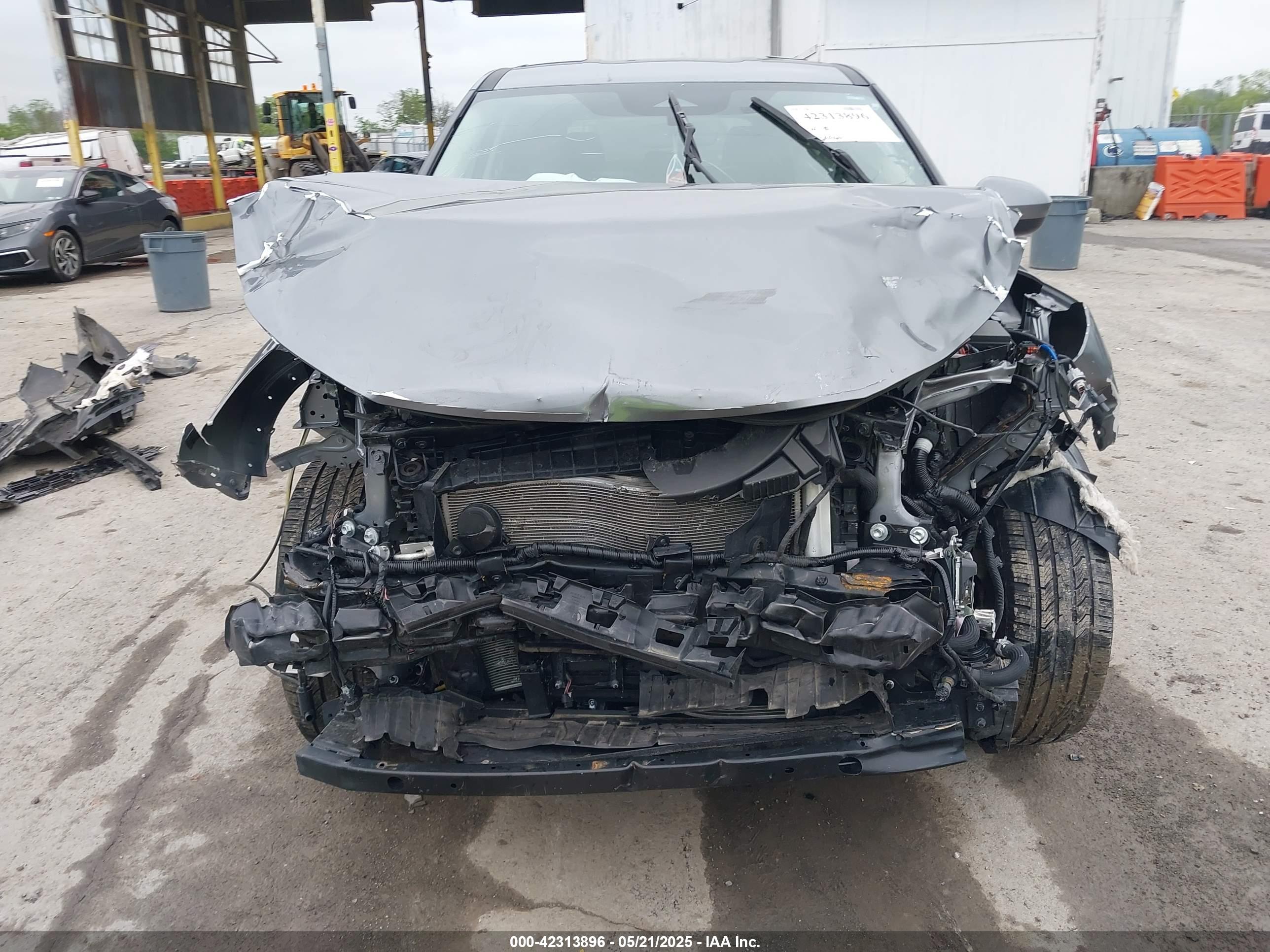 NISSAN ROGUE image 6